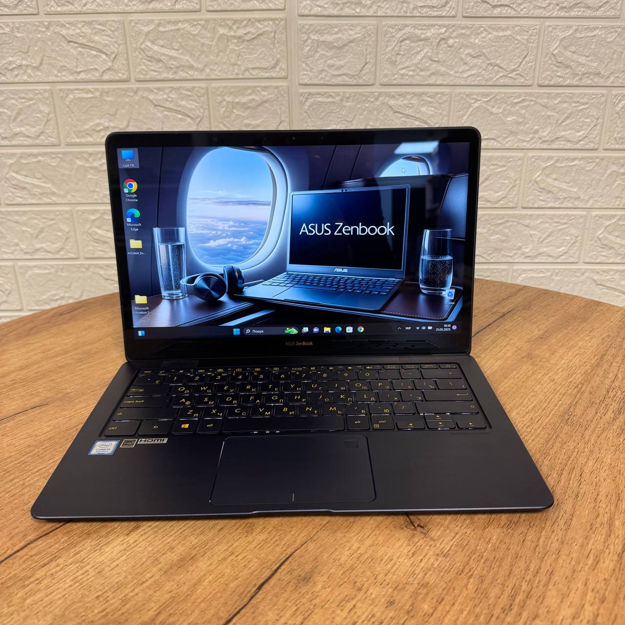 Asus Zenbook UX490UA