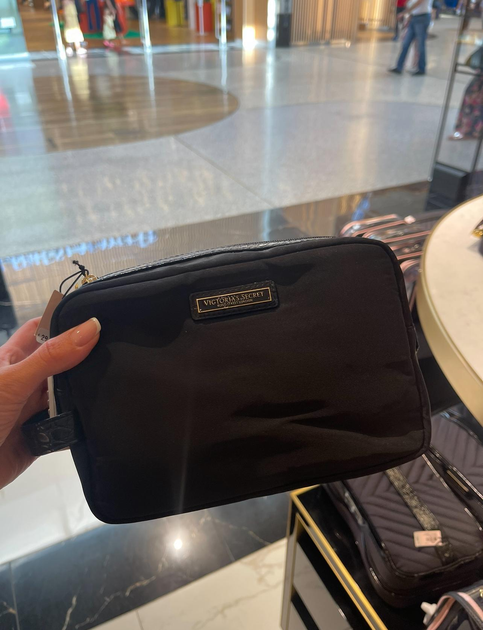 Середня Косметичка VS Beauty Glam Bag Black чорна
