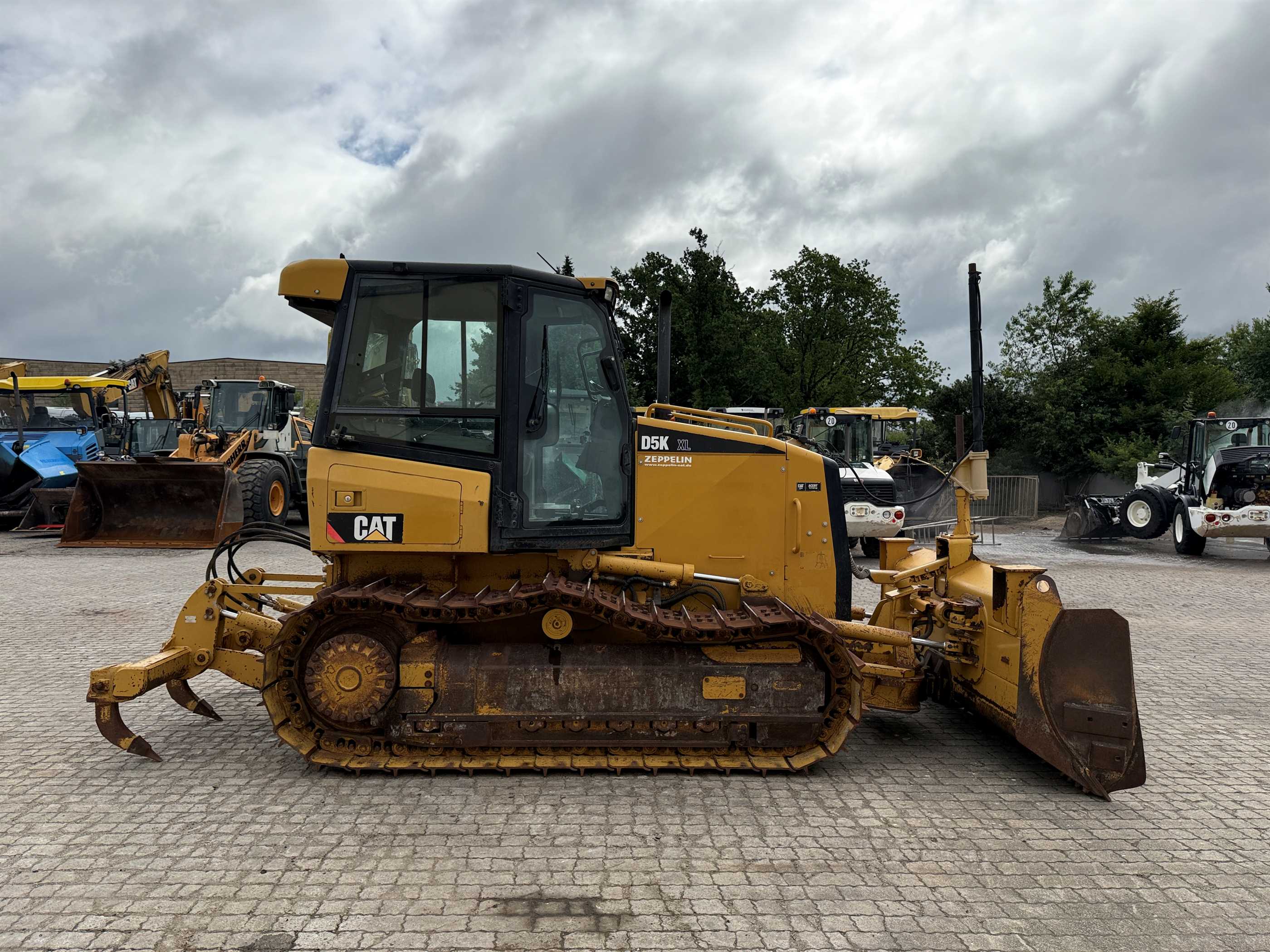 Бульдозер | CAT D 5K XL GPS | 2012 рік | 8 978 мотогодин
