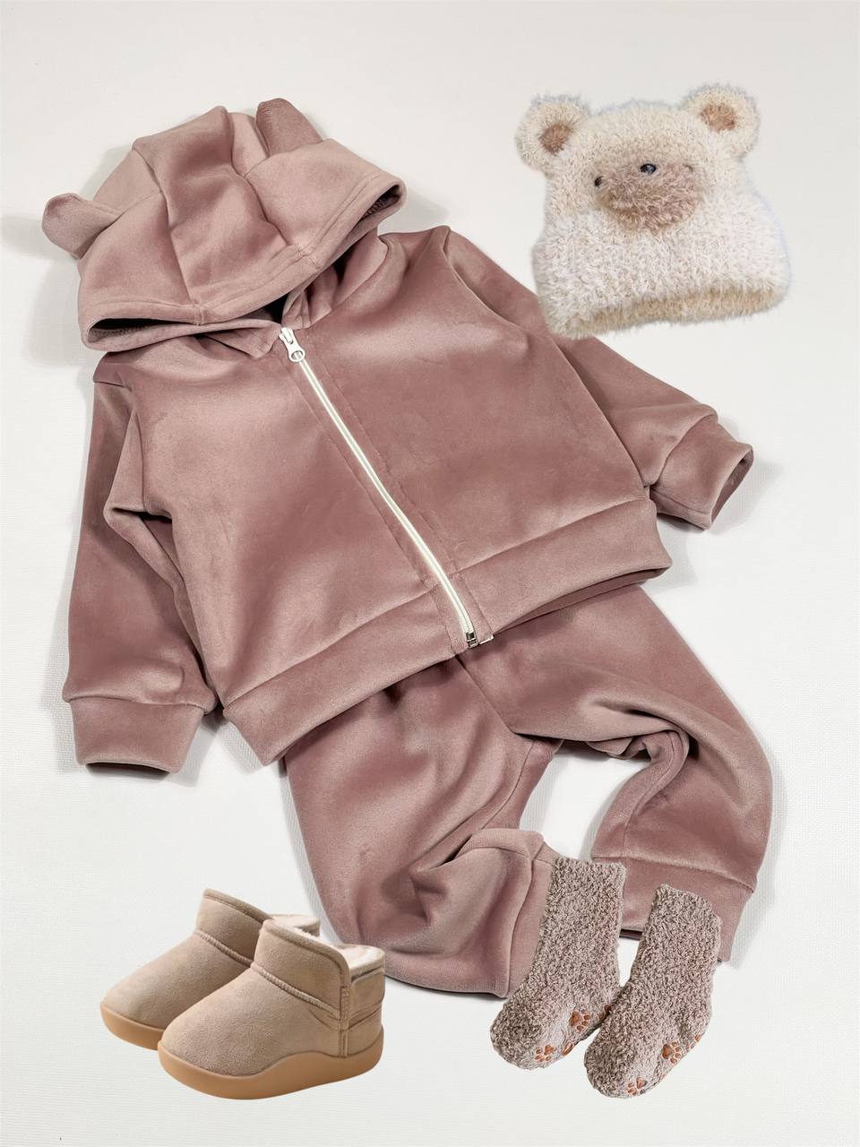 Велюровий теплий костюм