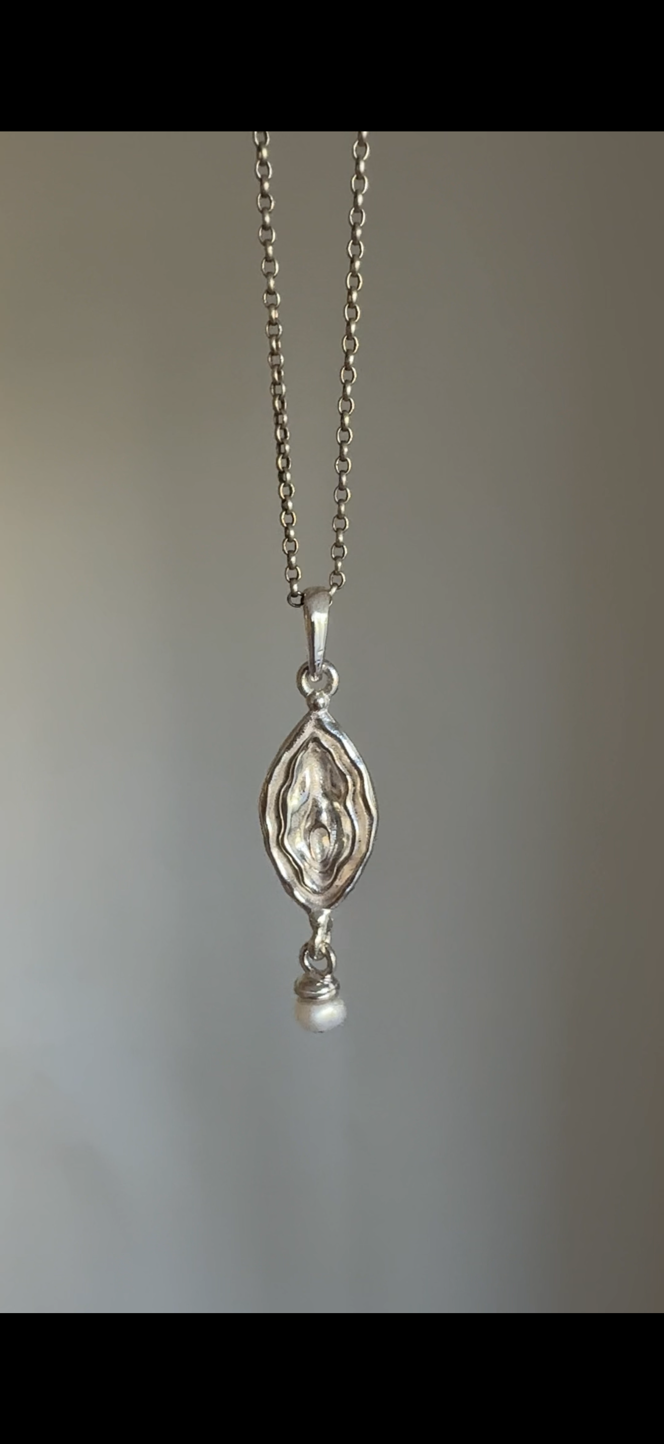 Кулон срібний квітка Йоні з перлинкою