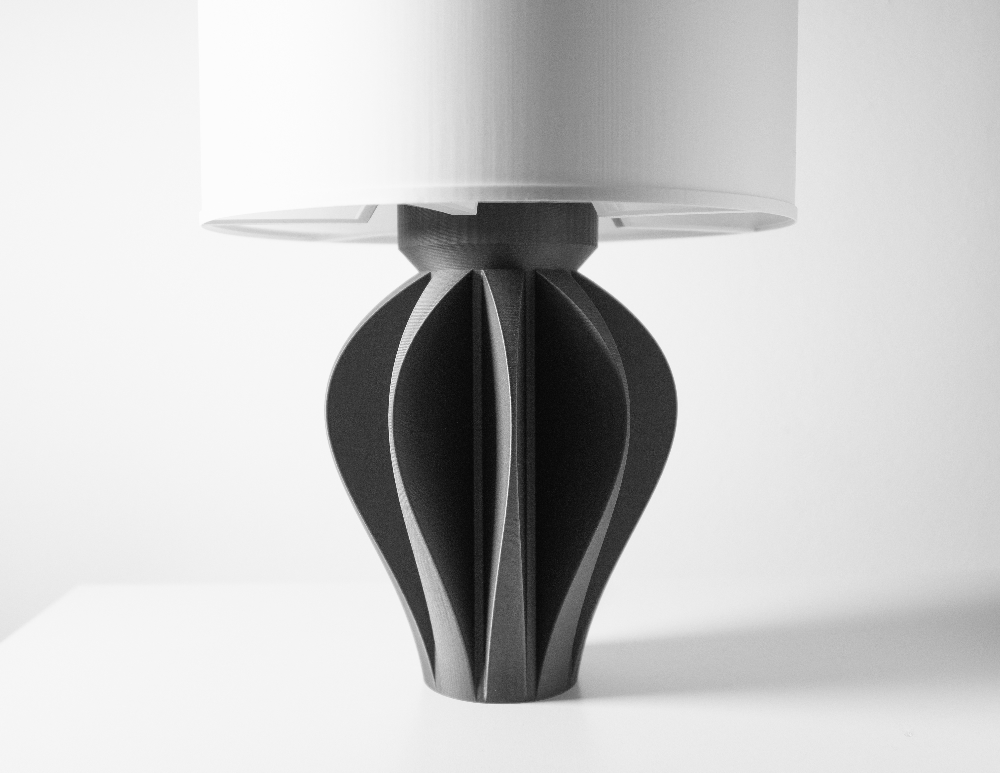 Akani Lamp – Modern 3D Printed Table Lamp
