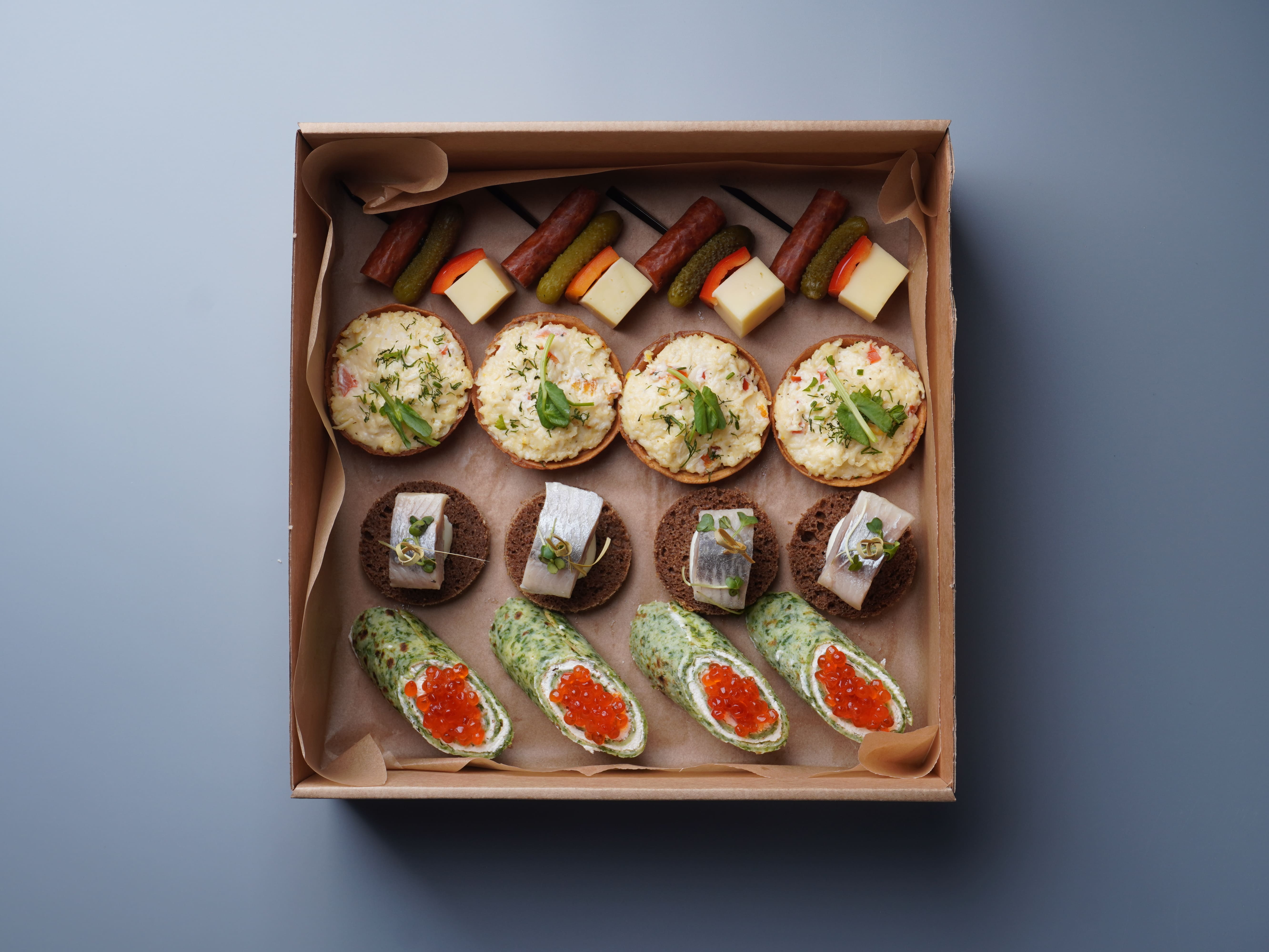 Gourmet Hunter Box (16 шт - 600 грам)