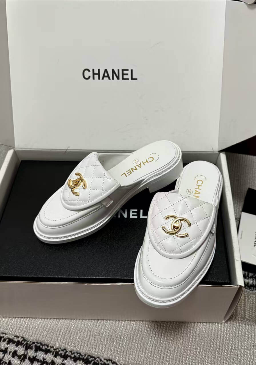 Chanel мюлі