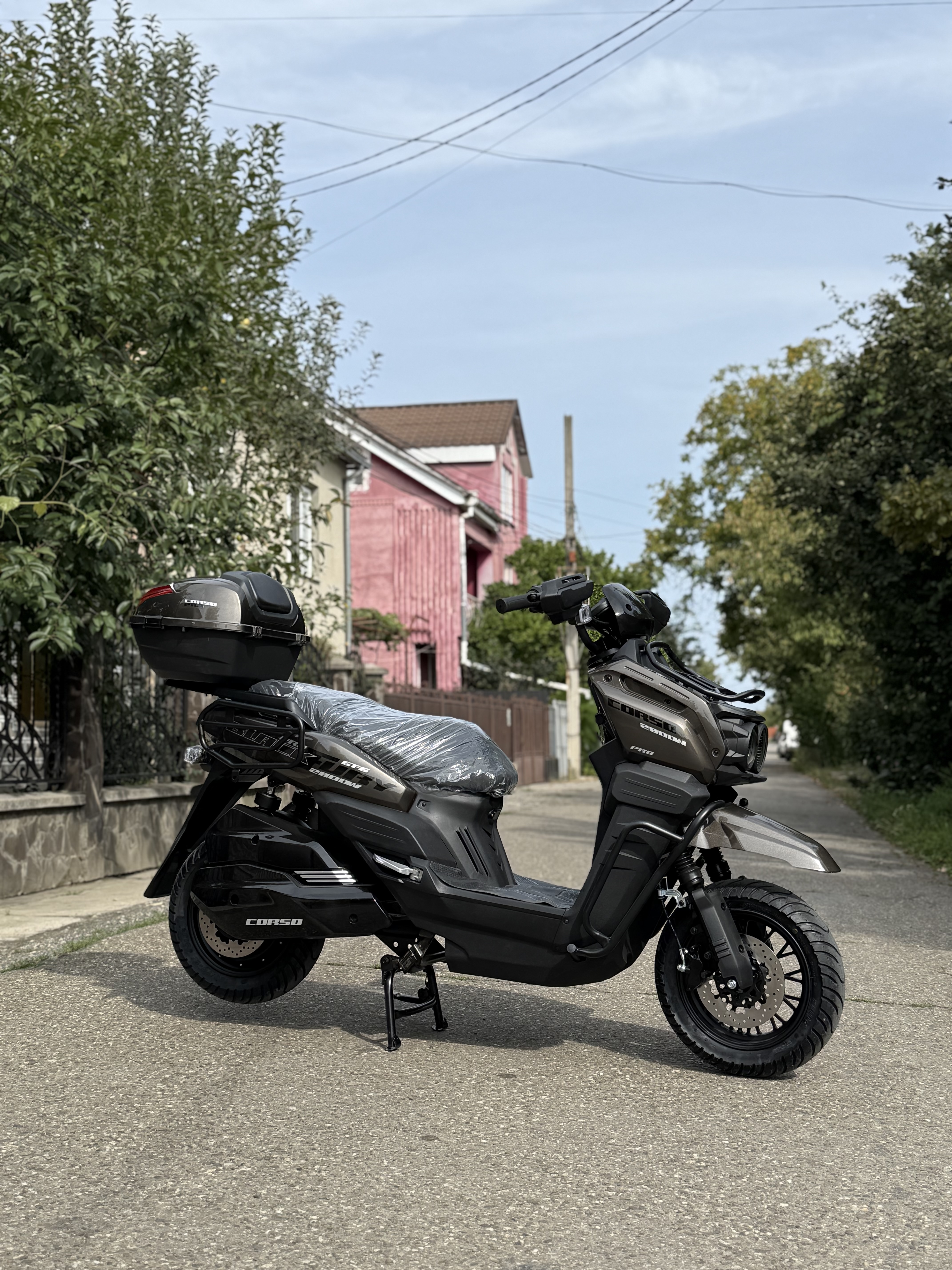 Электроскутер Corso BlackFury 2800W 72V/42Ah