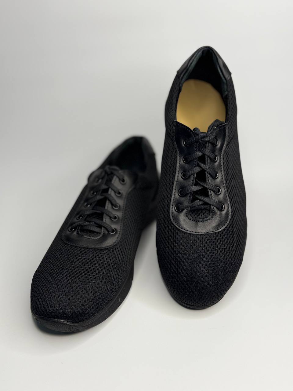 Ортопедичні кросівки 28