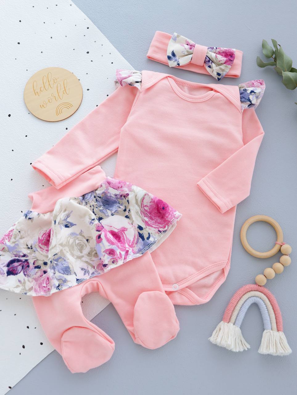 Теплий комплект для новонародженої дівчінки бодік з рюшами + штанці зі спідничкою + пов'язочка на голову (тканина футер)