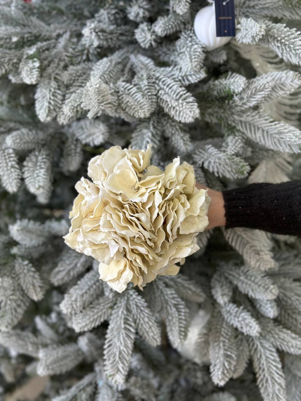 Преміальна оксамитова Гортензія з глітером на ніжці 62 см