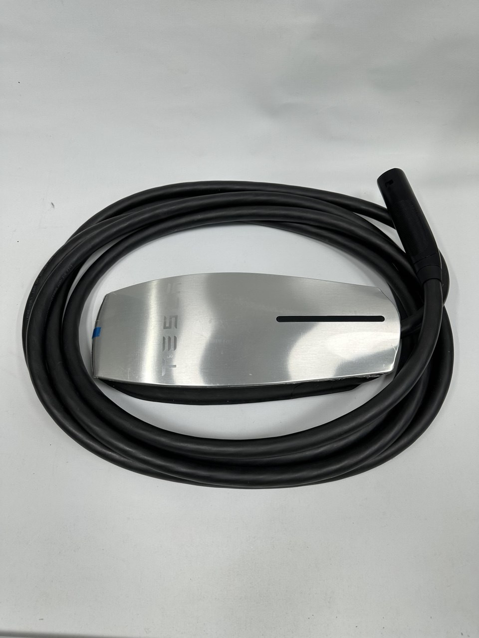 Зарядна станція Tesla Wall Connector 80A / GEN 1