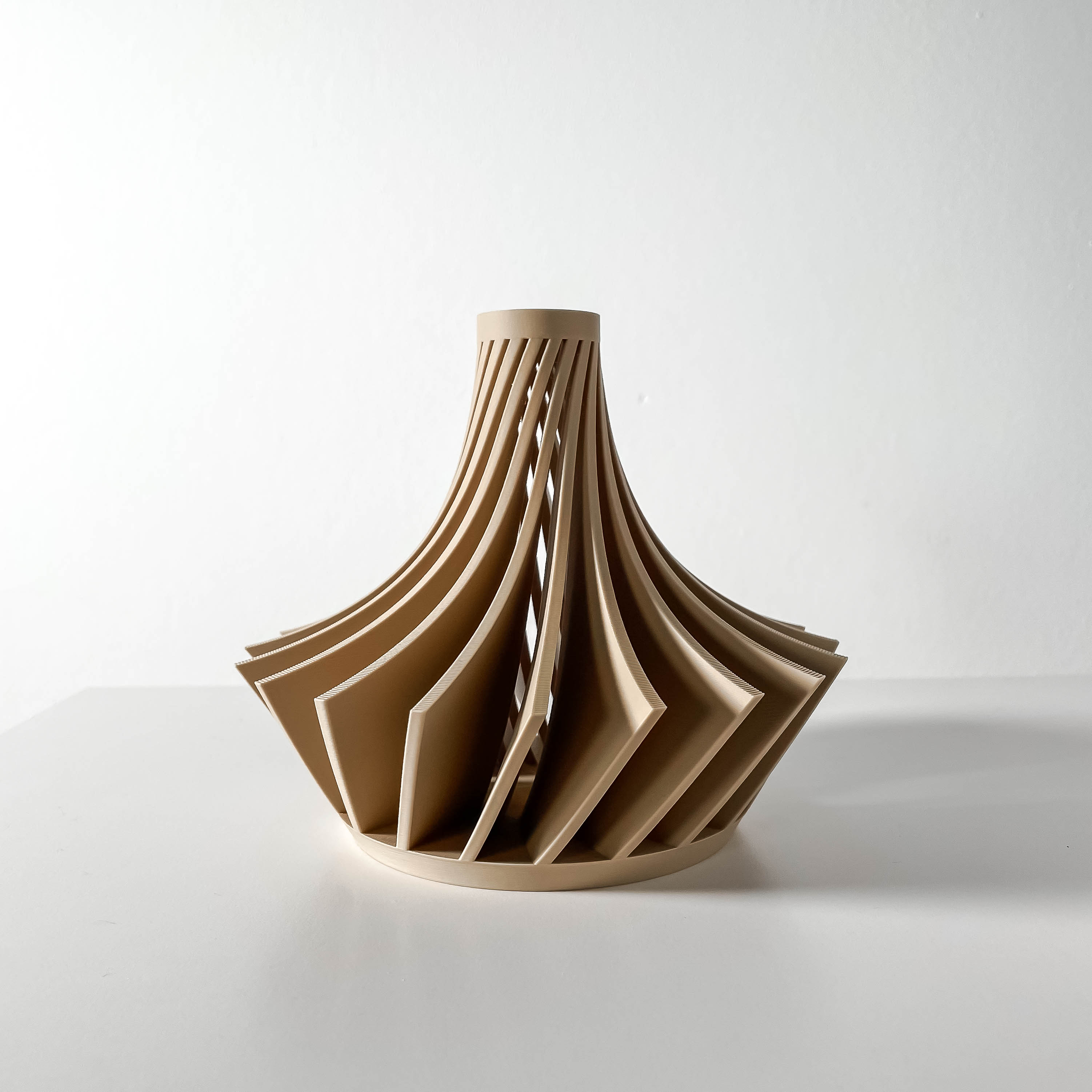 Kario Vase – Modern 3D Printed Vase