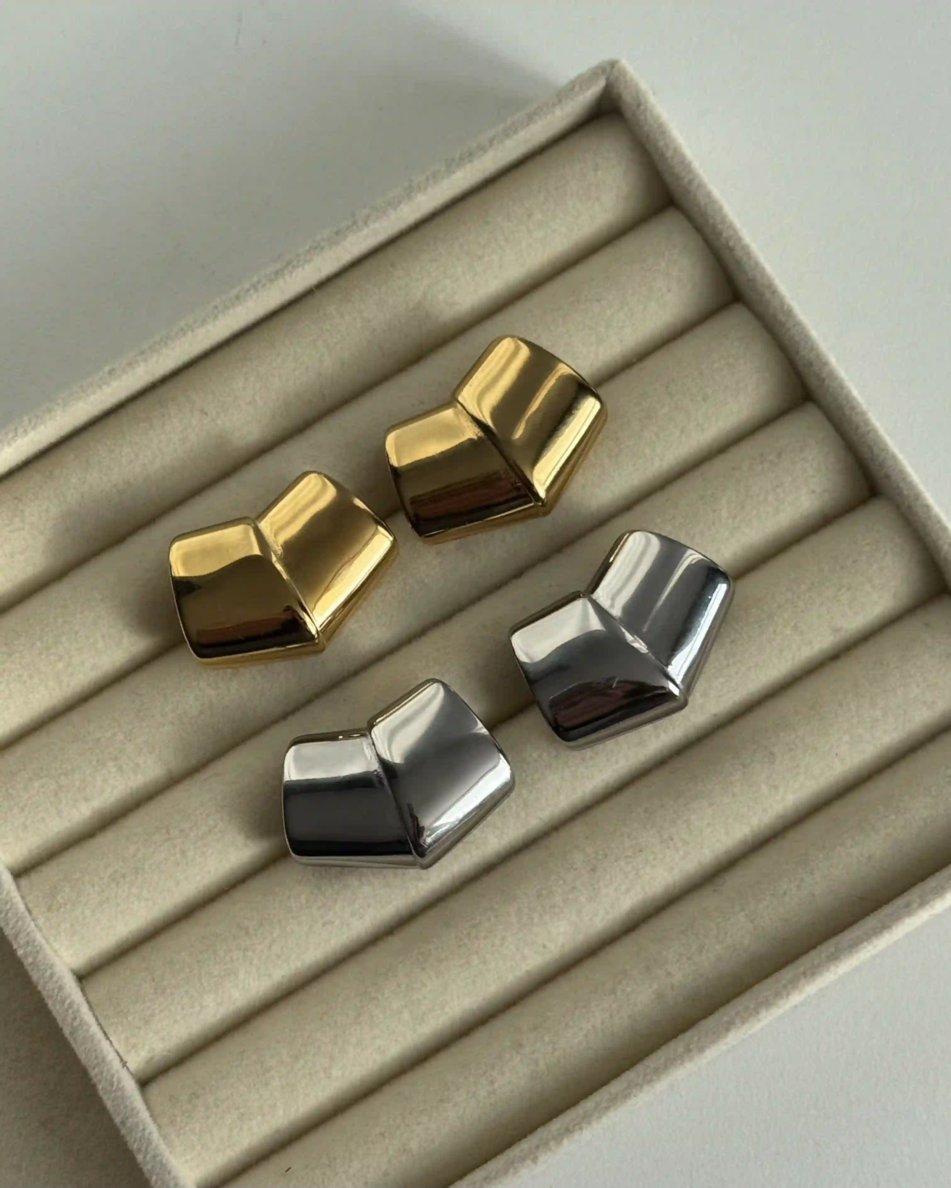 Сережки Molten
