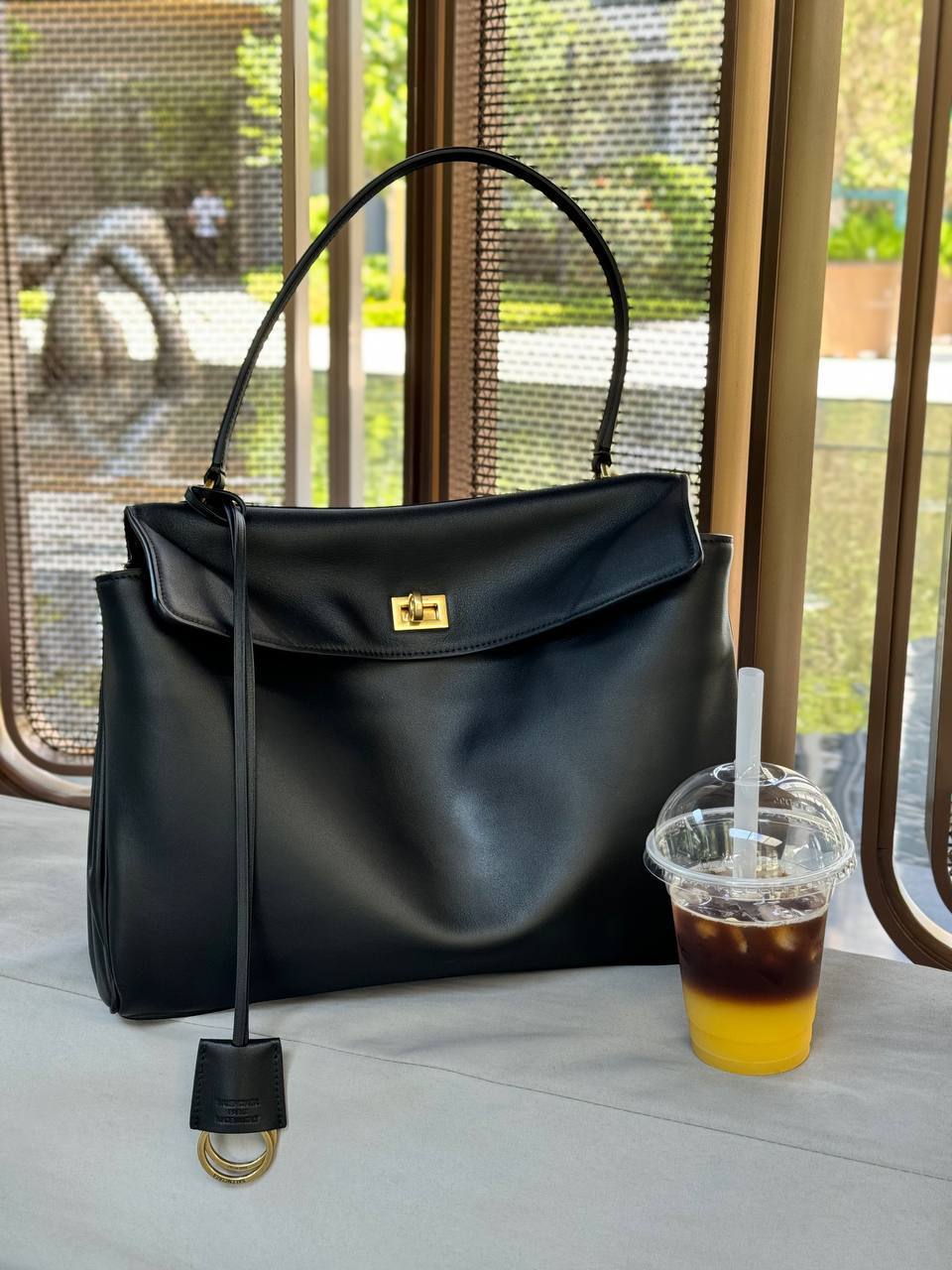 Balenciaga Rodeo Large Black/Gold