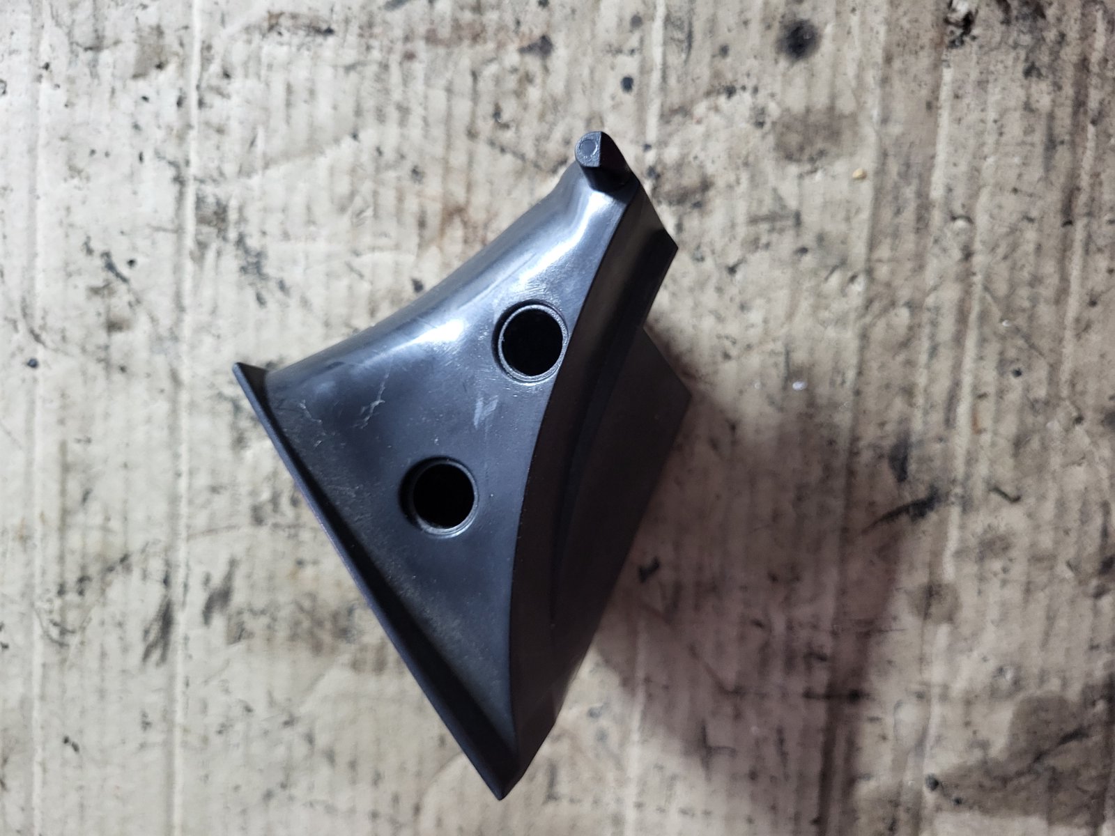 Задня ліва направляюча Passat B6 BMP