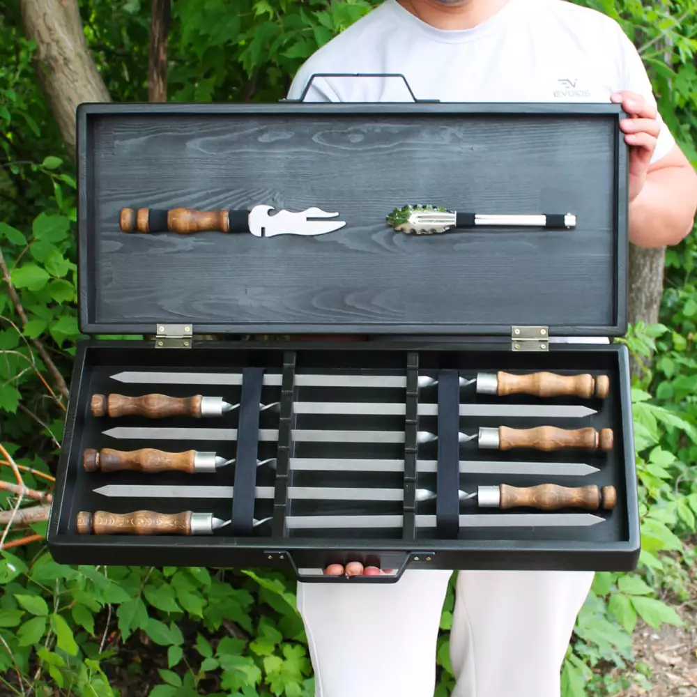 Набір шампурів в дерев'яній коробці АРТЕК