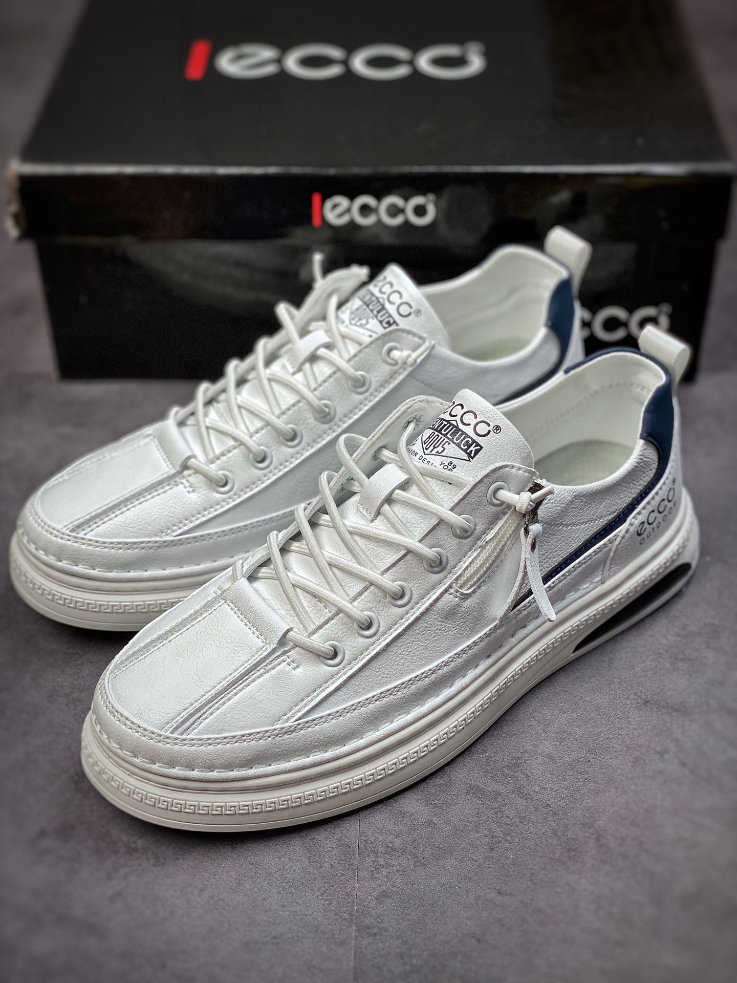 ECCO casual low blue