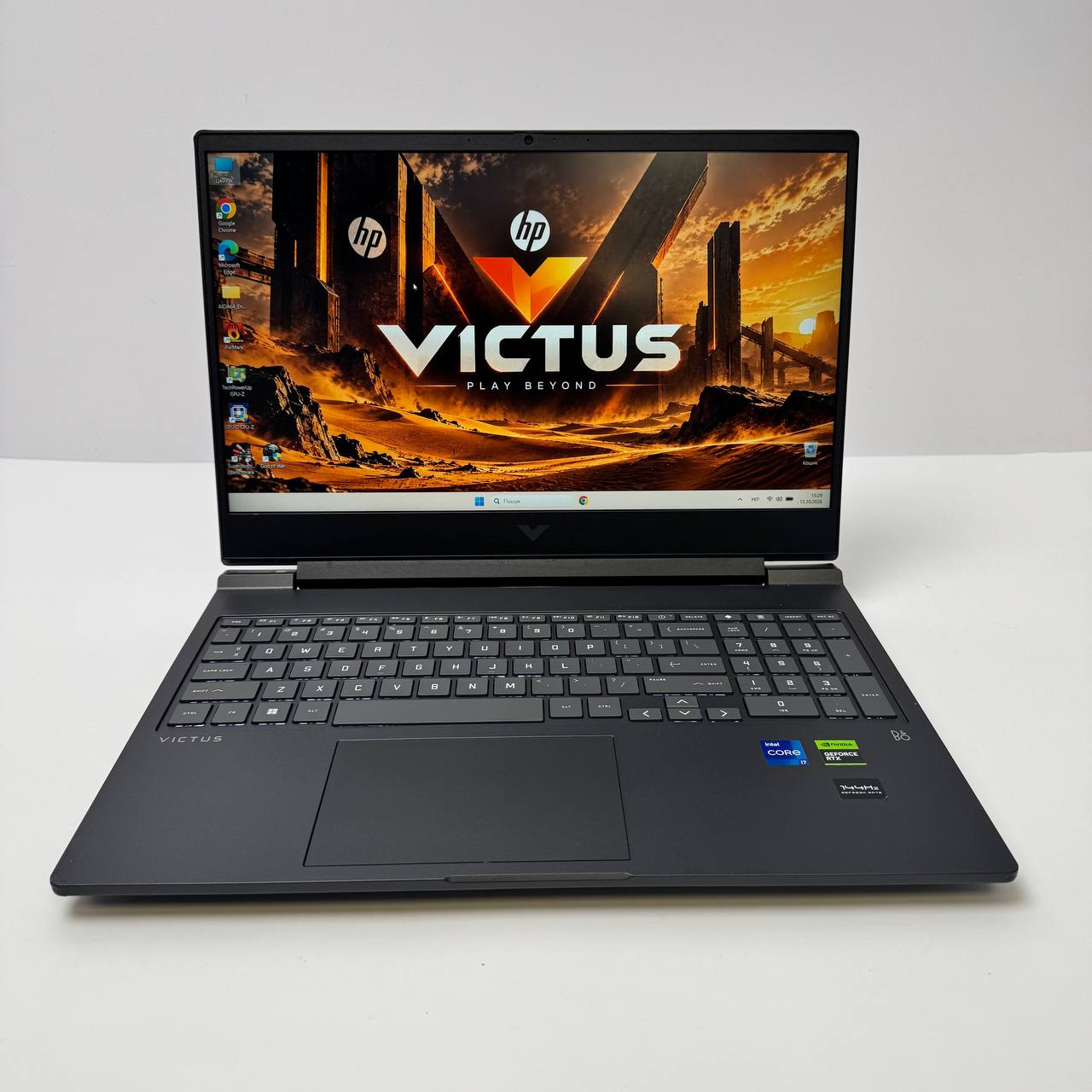 HP Victus 16-r0085cl