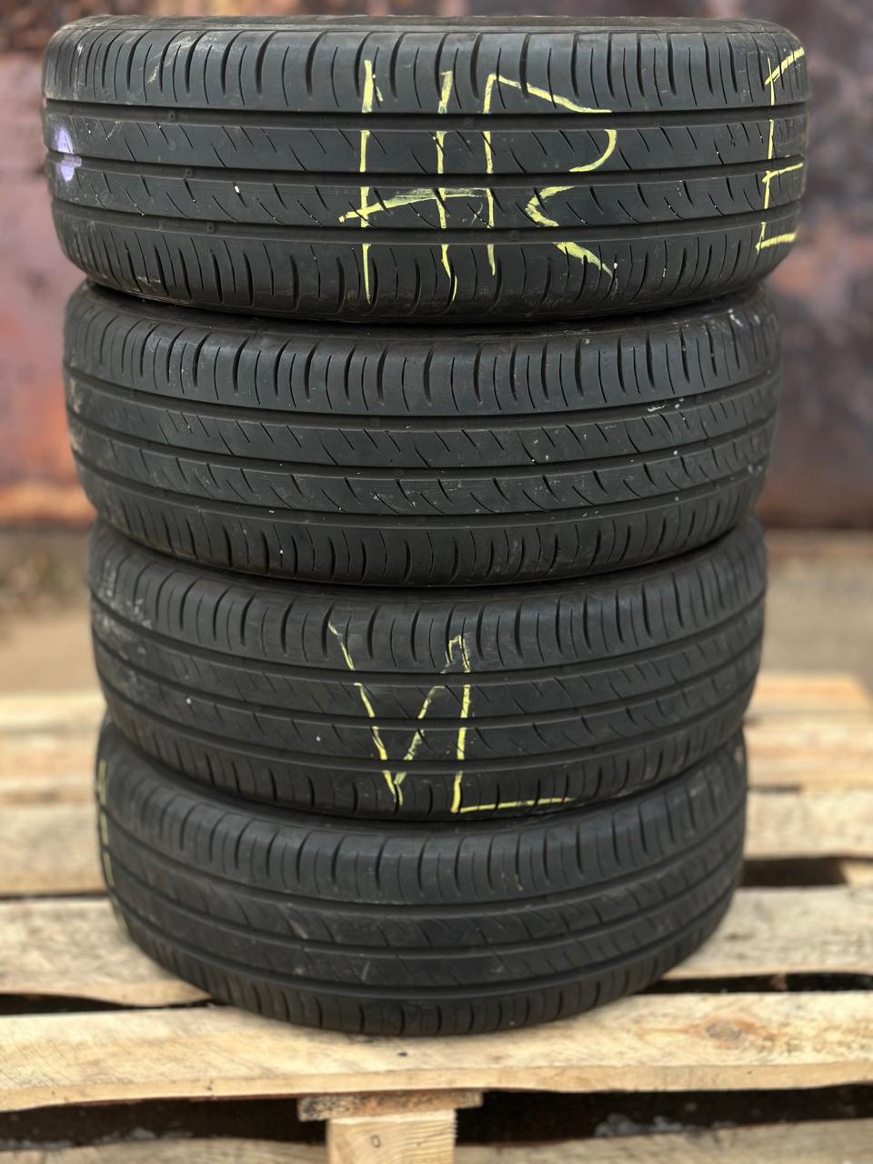 KUMHO ECOWING es01  185/60/15