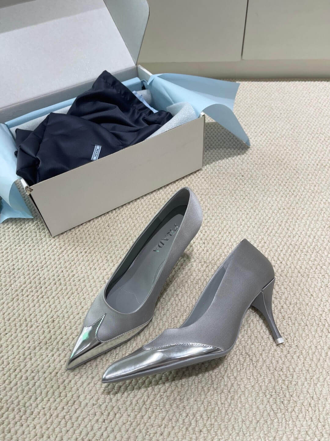 Prada туфлі