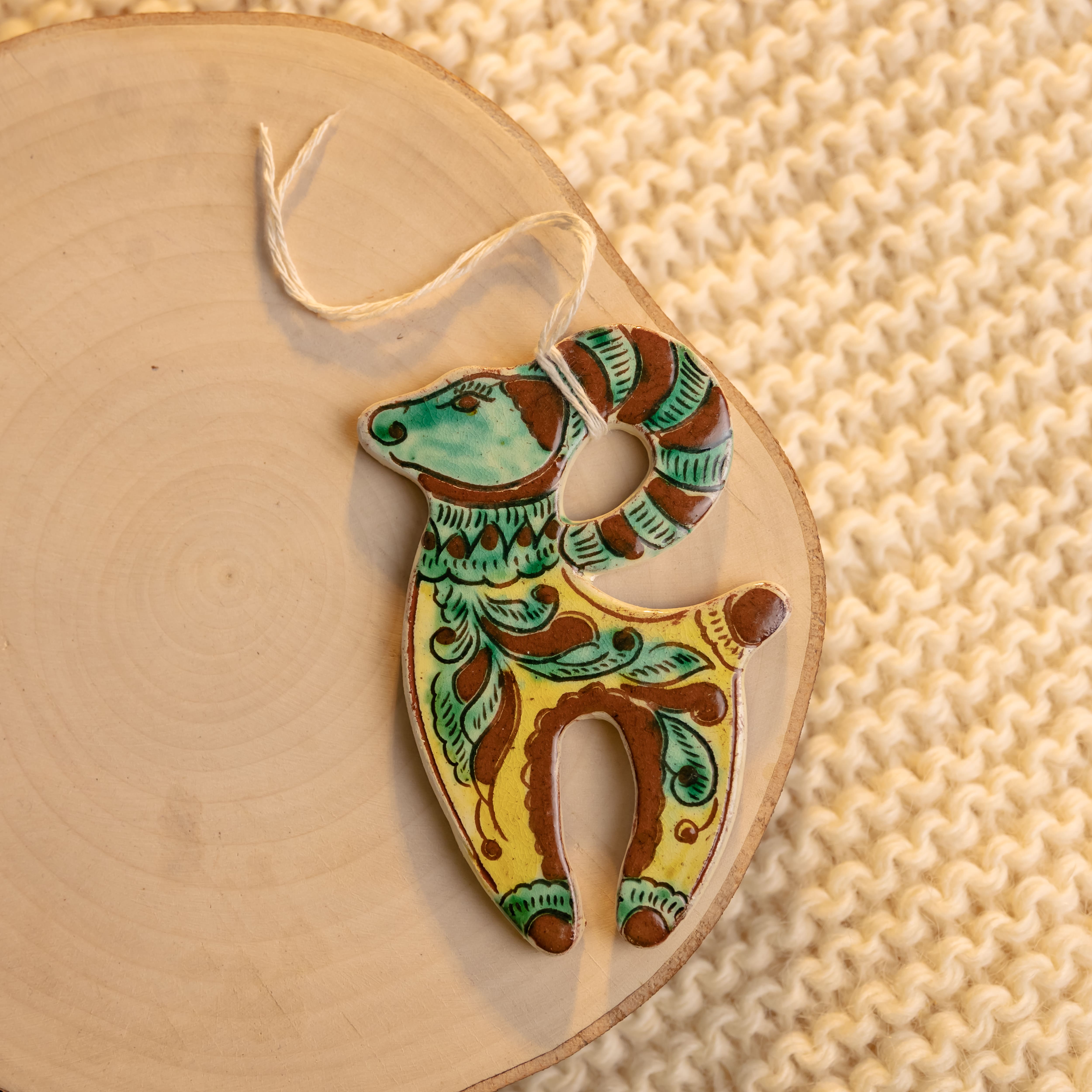 Керамічна підвіска "Олень"