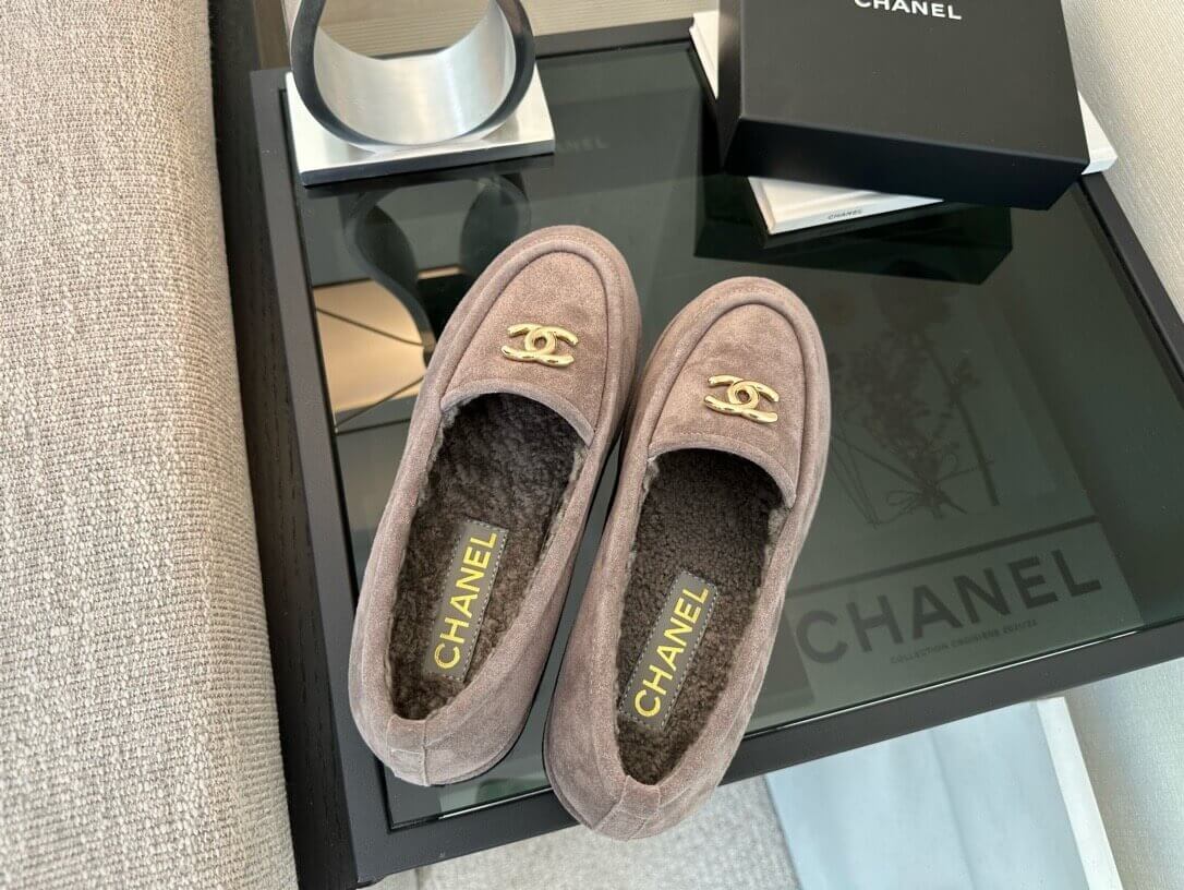 Chanel лофери