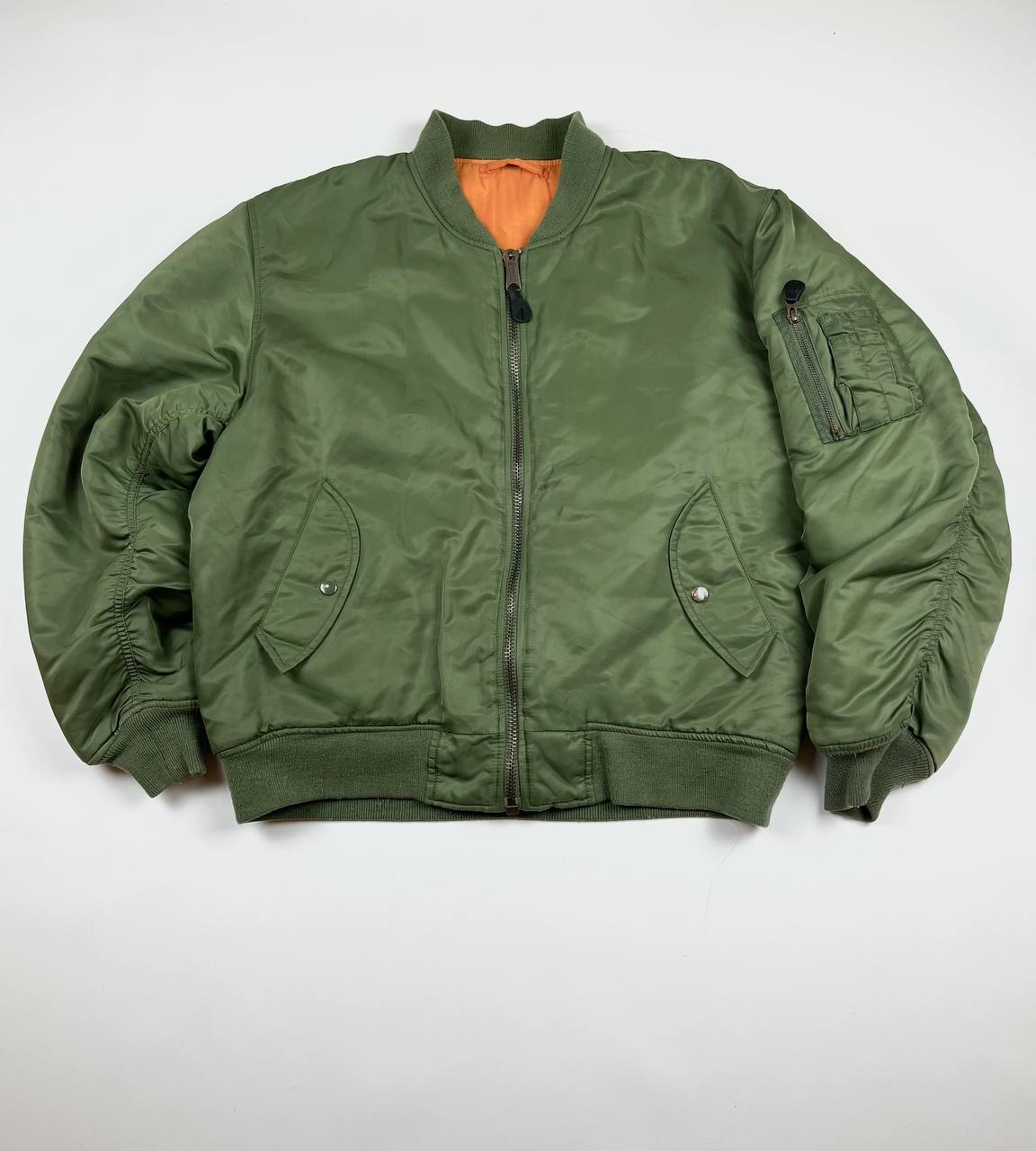 VINTAGE ALPHA MA-1 BOMBER ( bloody store )