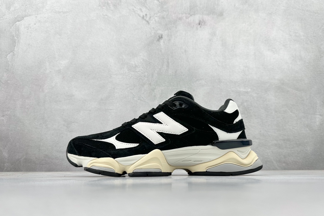  New Balance NB9060  U9060AAA