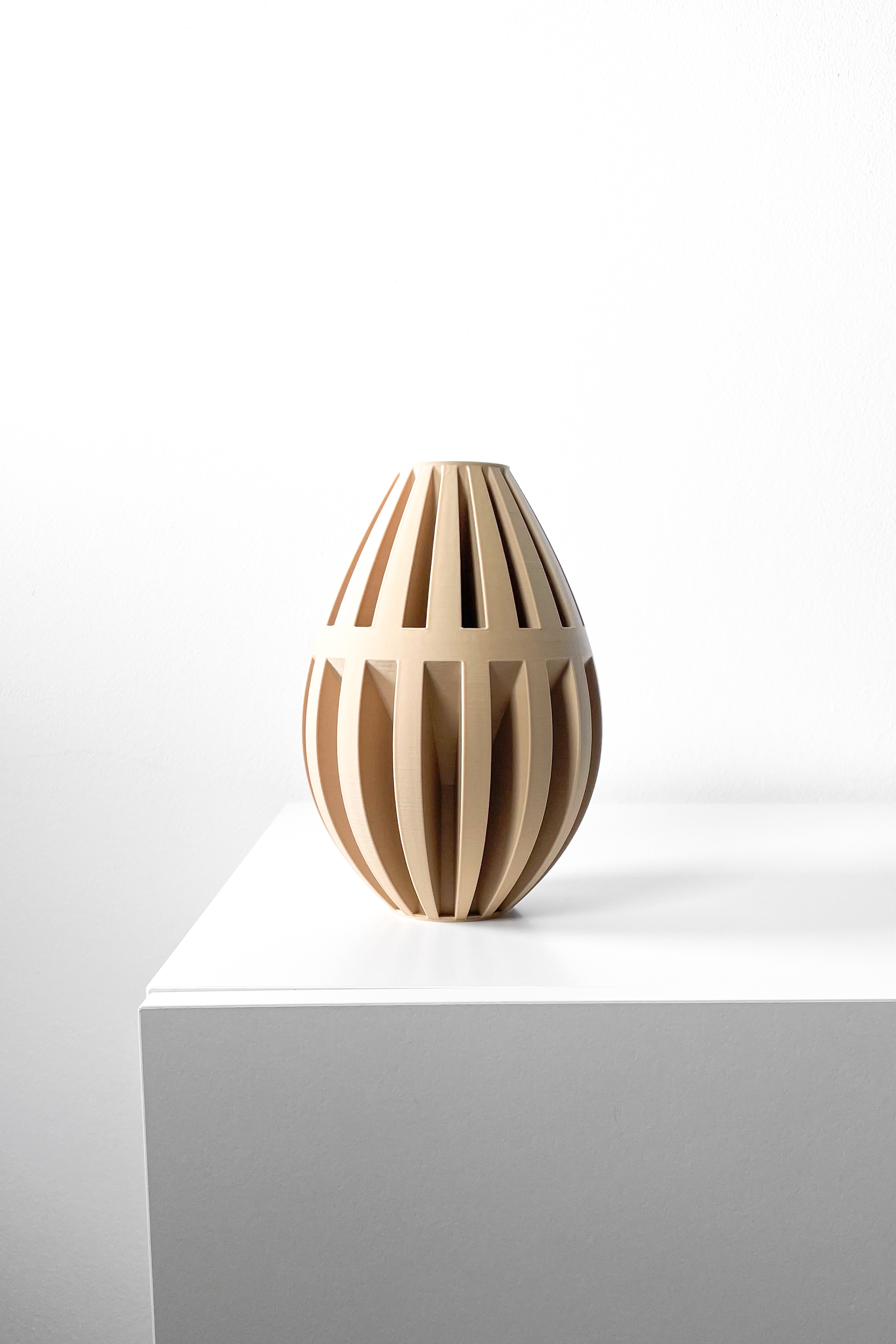 Dansi Vase – Tall 3D Printed Flower Vase