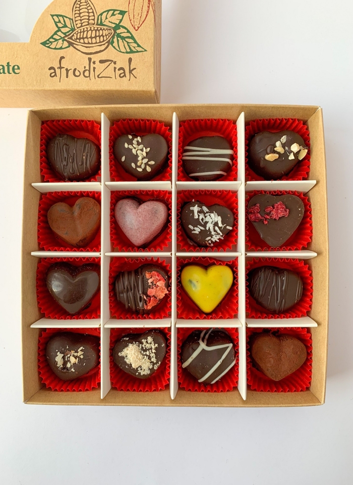 Набір шоколадних цукерок Серця на 16 шт ТМ Afrodiziak