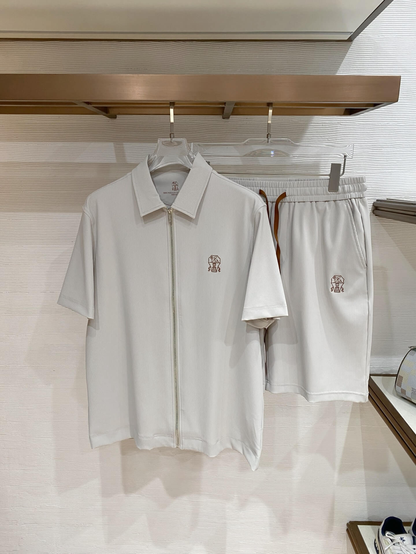 Brunello Cucinelli костюм