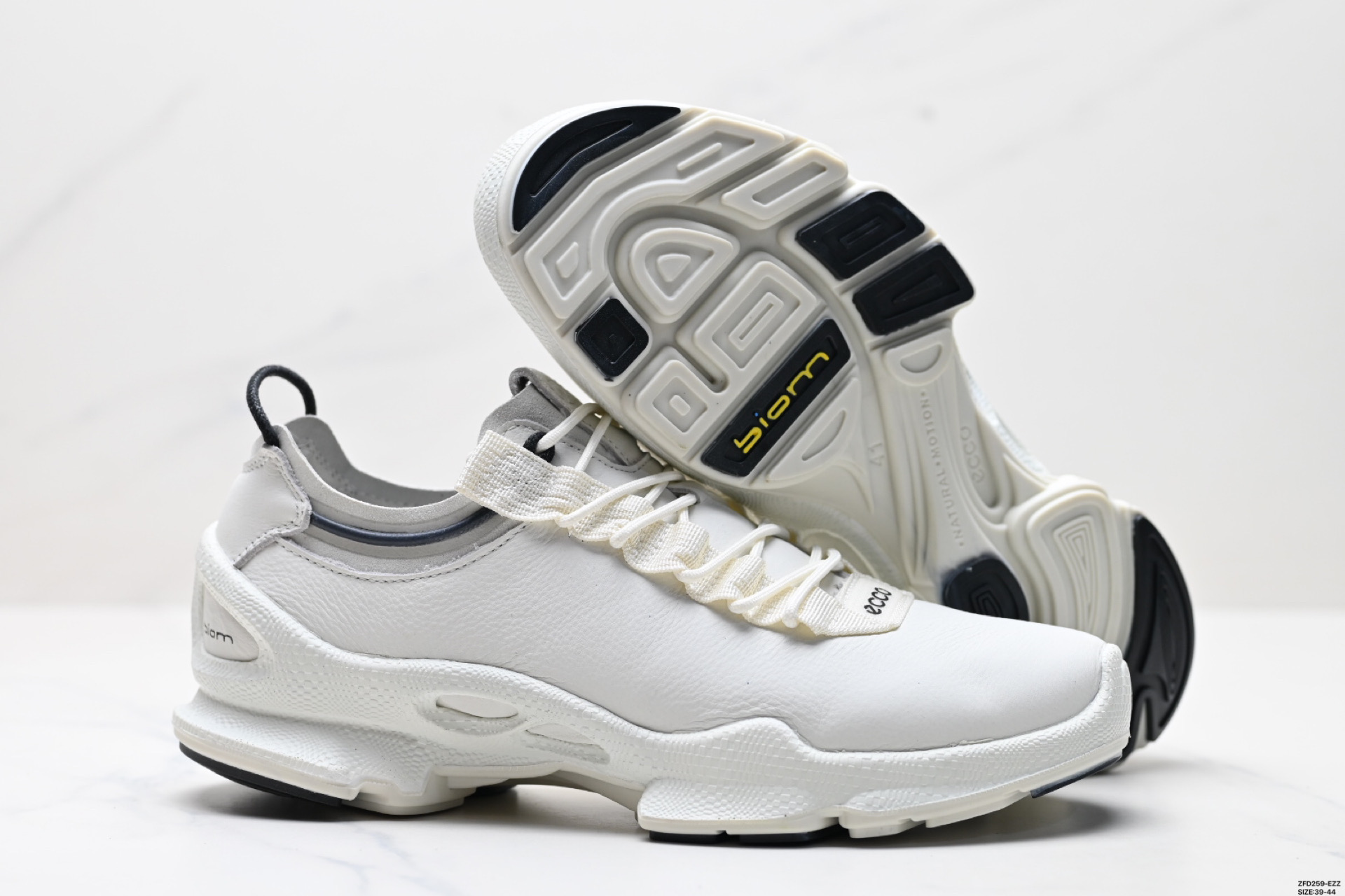 Ecco BIOM CTRAIL M
