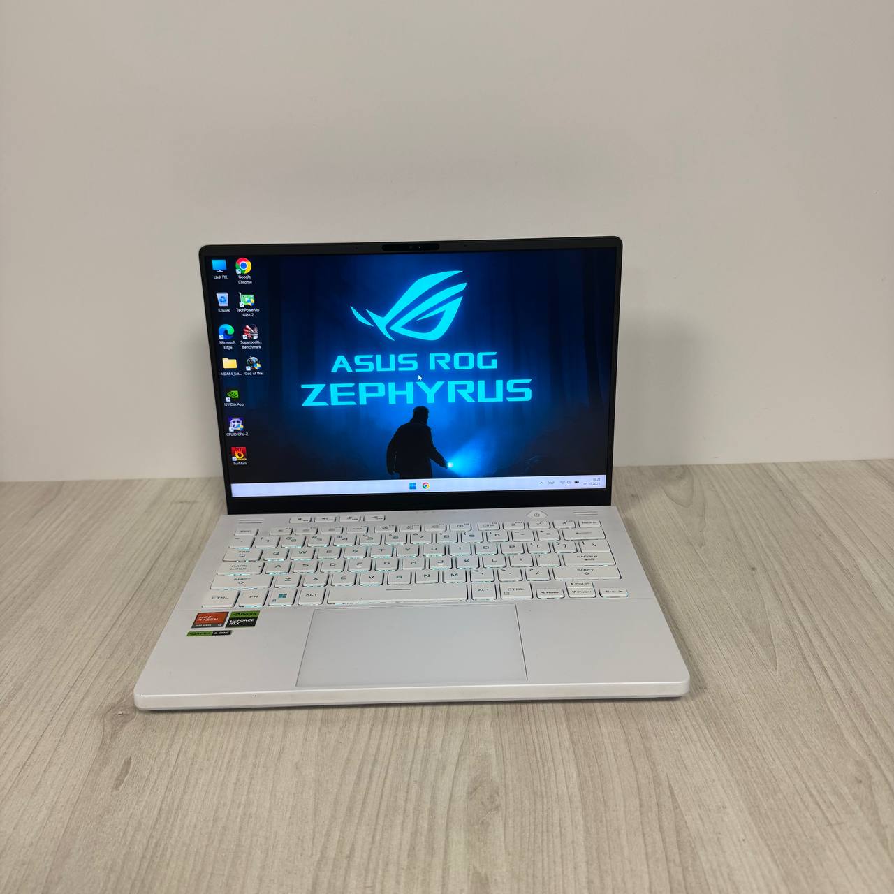 Asus ROG Zephyrus G14 GA402XY White