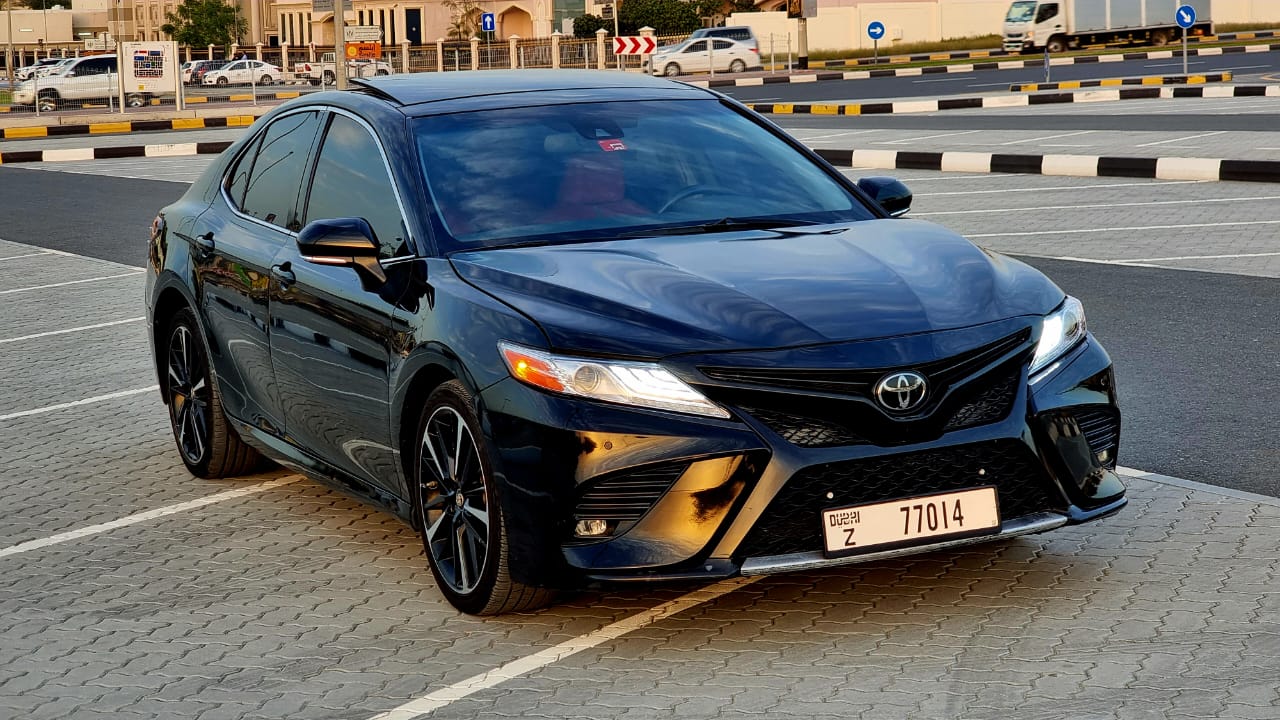 TOYOTA CAMRY XSE