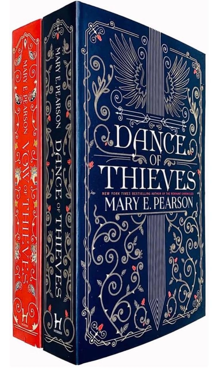 Dance of Thieves box Mary E. Pearson 