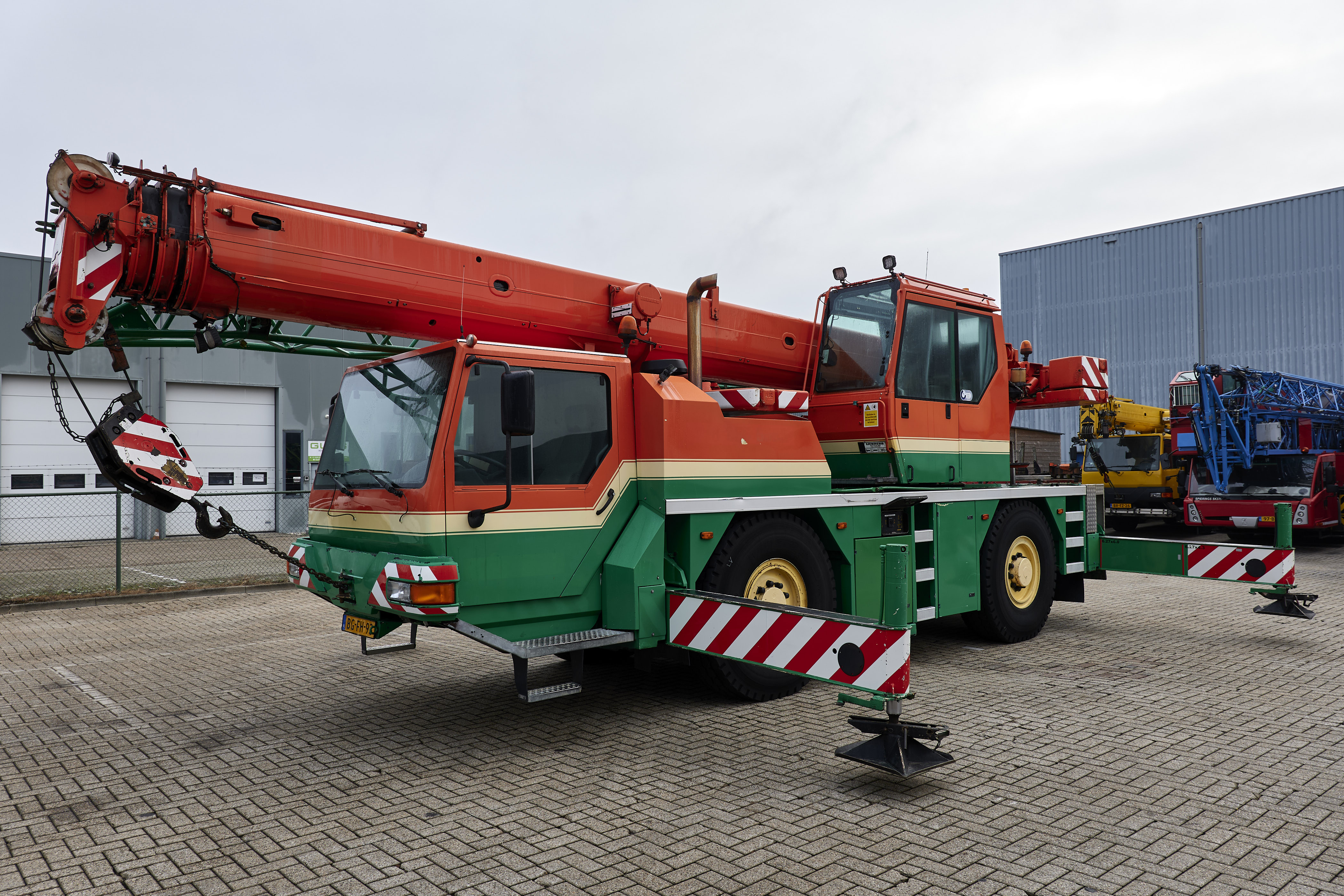 Автокран | Liebherr LTM 1030/2 | 1998 рік | 26 044 мотогодини|