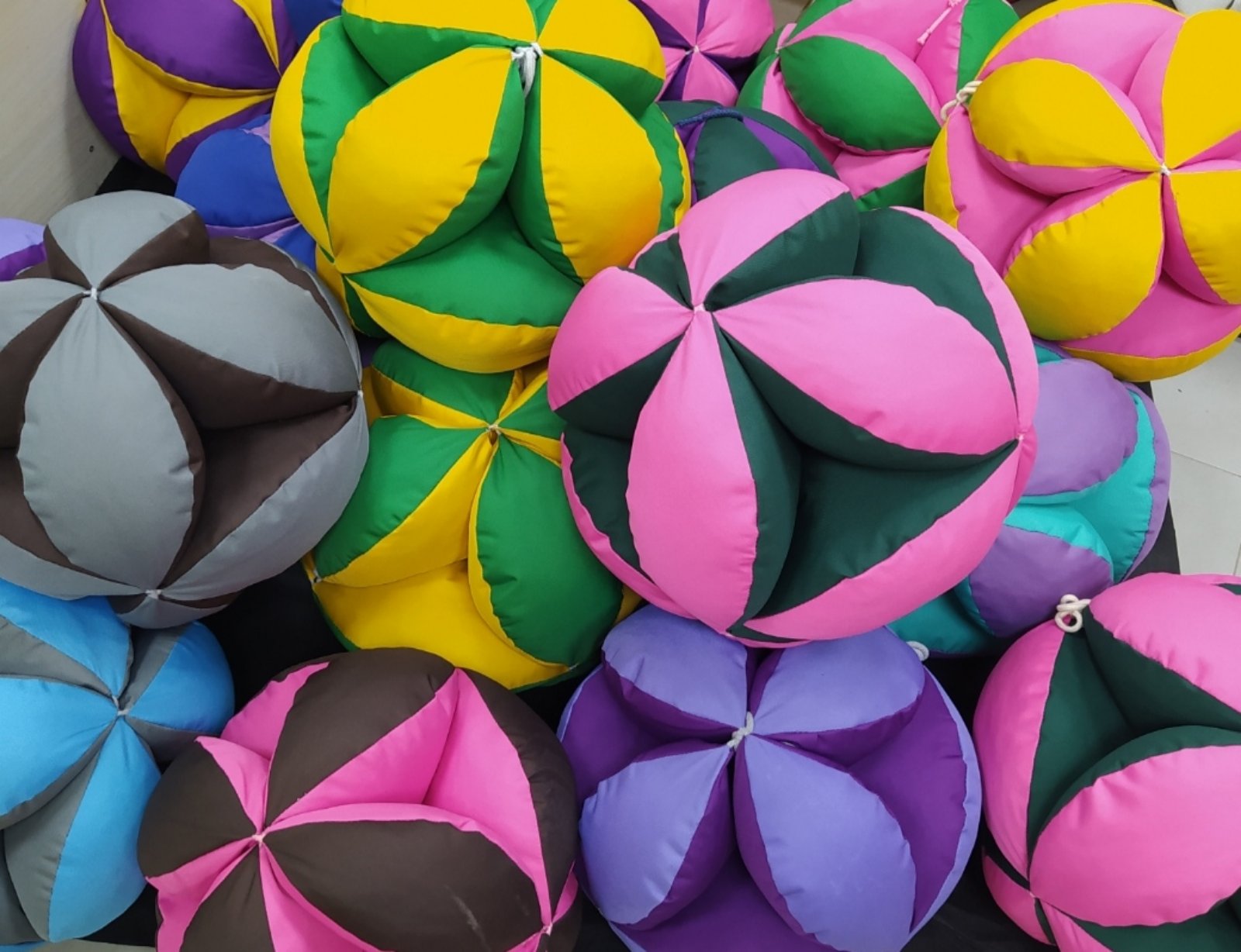 М’яч Такане пазл-бол “Квітка життя”, діаметр 20 см.