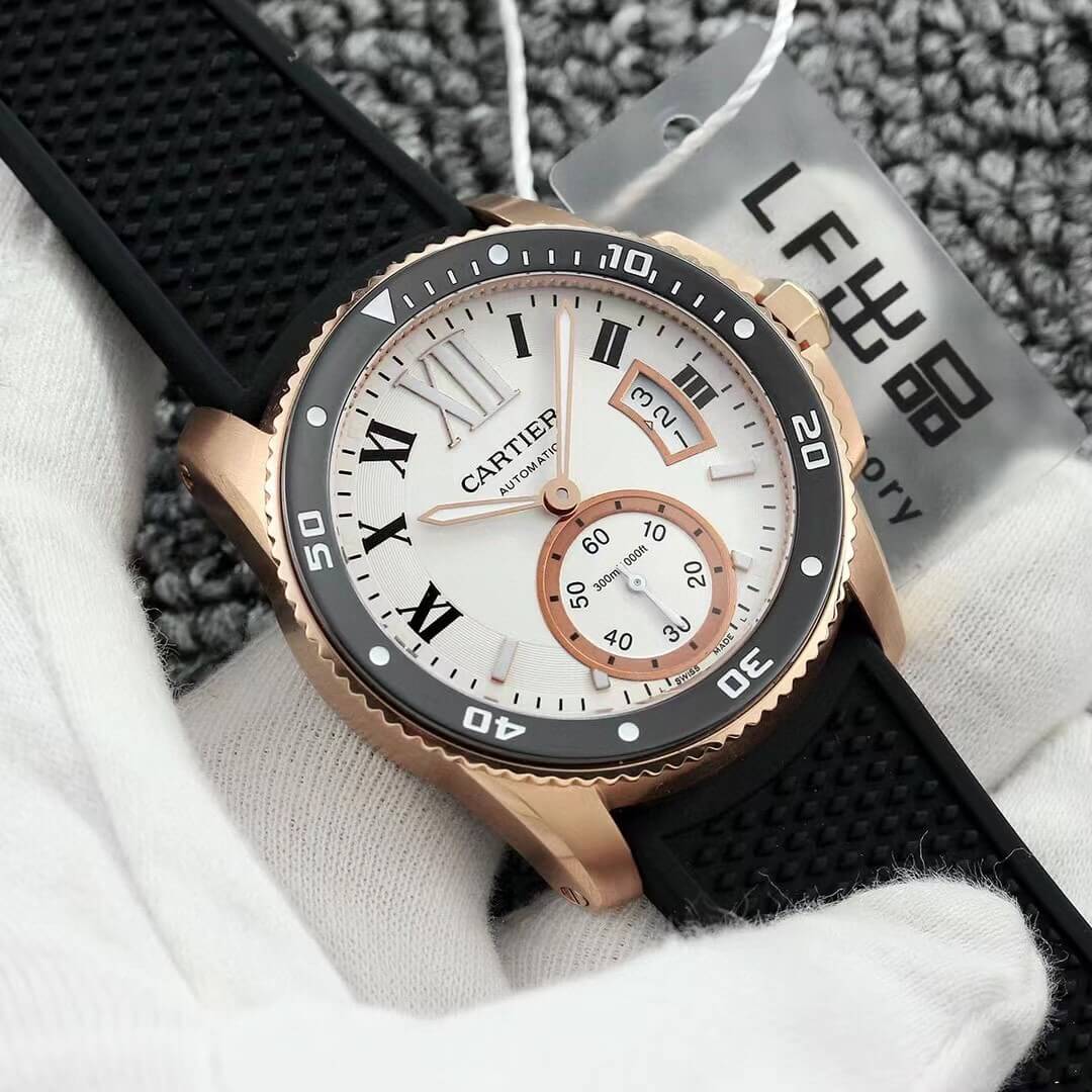 Cartier годинник