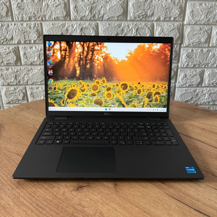 Dell Latitude 3520