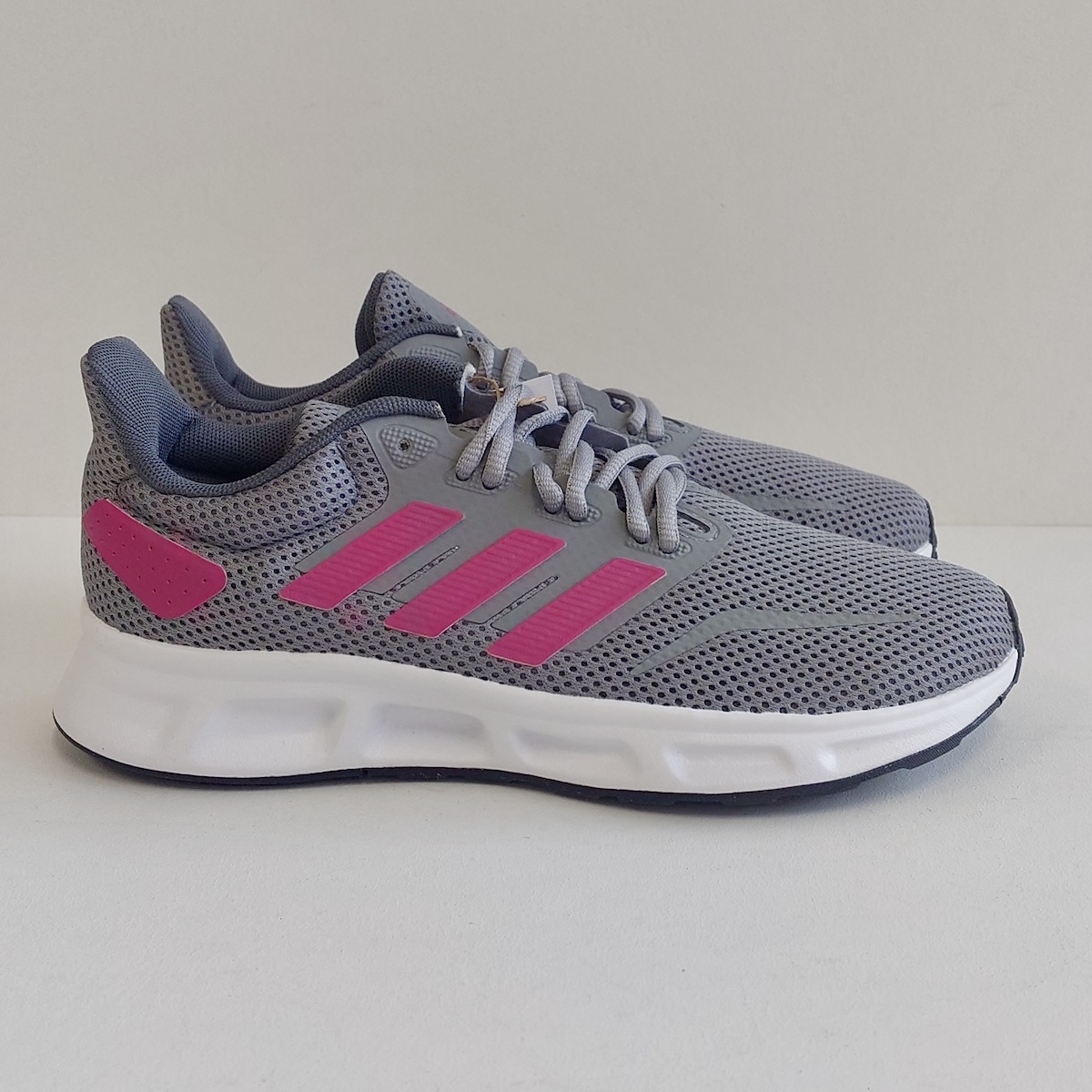 Кросівки жіночі Adidas GALAXY 6 (39)