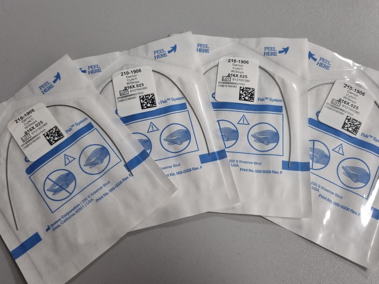 Дуги ортодонтичні Ni-ti Damon Form ORMCO 016*025 Upper-Lower