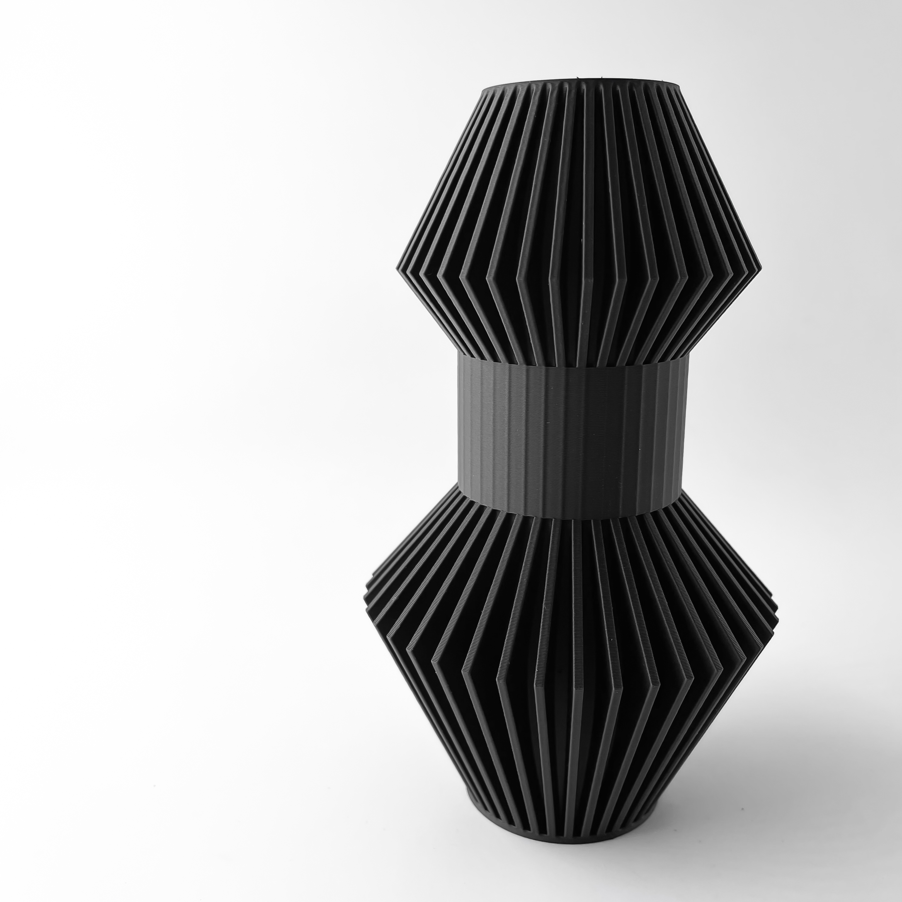 Anter Vase – Decorative Minimalist 3D Printed Vase