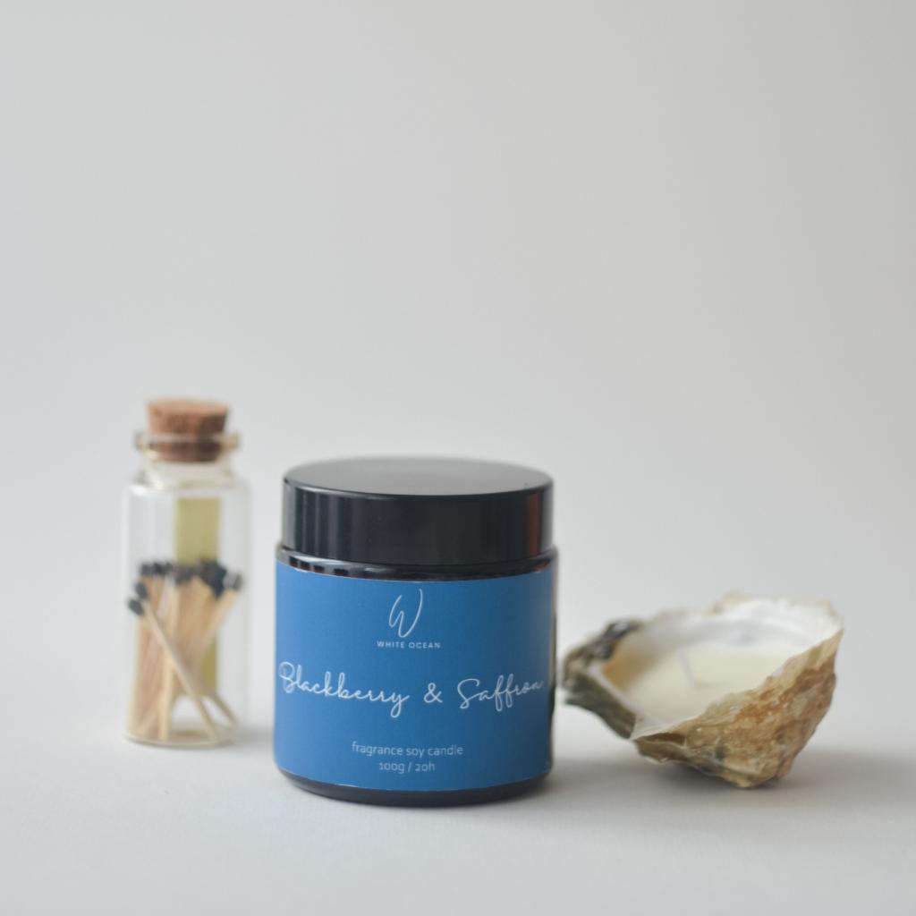 Blackberry & Saffron (Ожина і Шафран) - парфумована свічка ручної роботи
