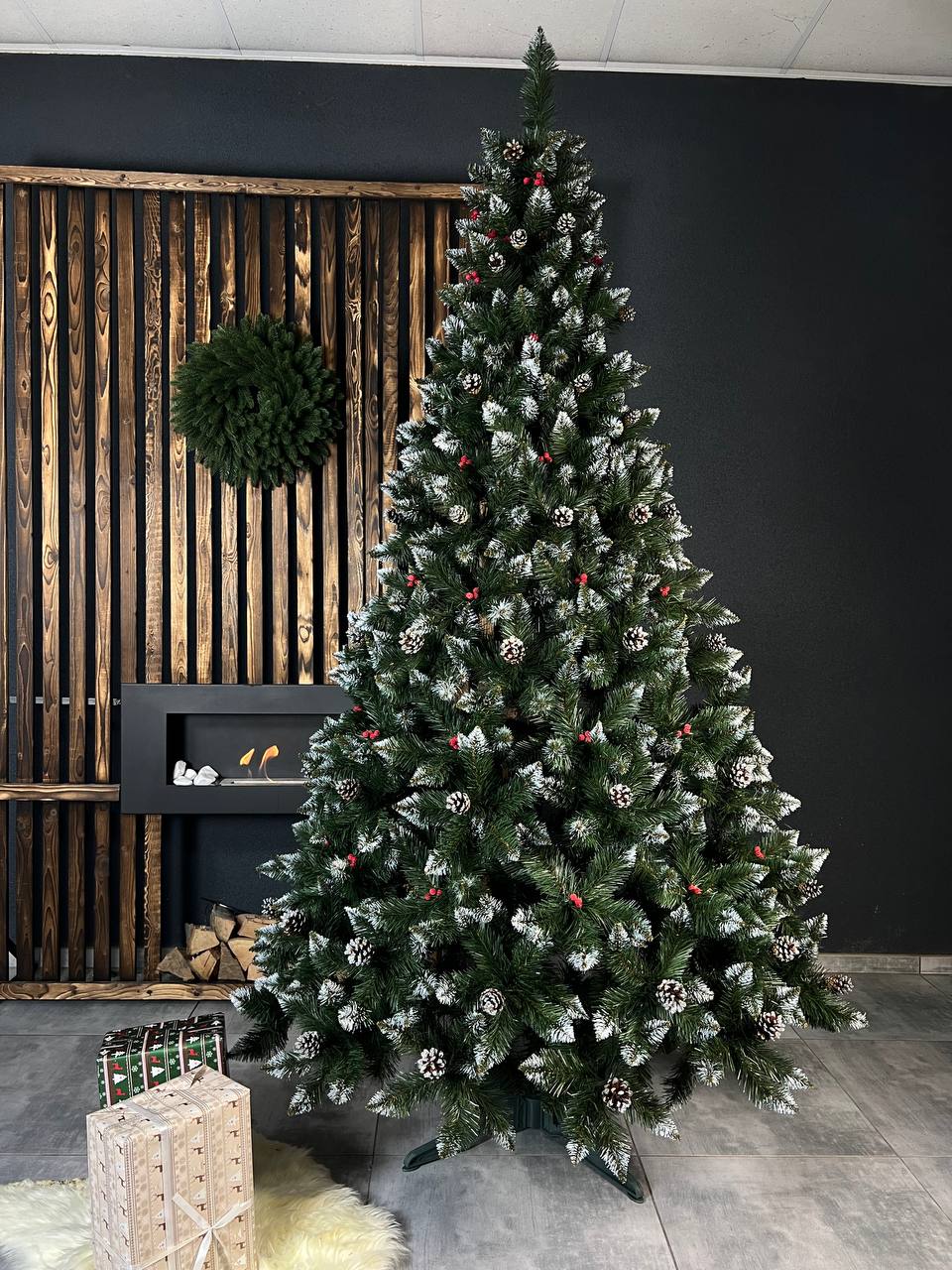 Ялинка «Елітна з шишкою + калина» ЧЕРВОНА - 2.5м.🍎 (червона, золота, срібна)