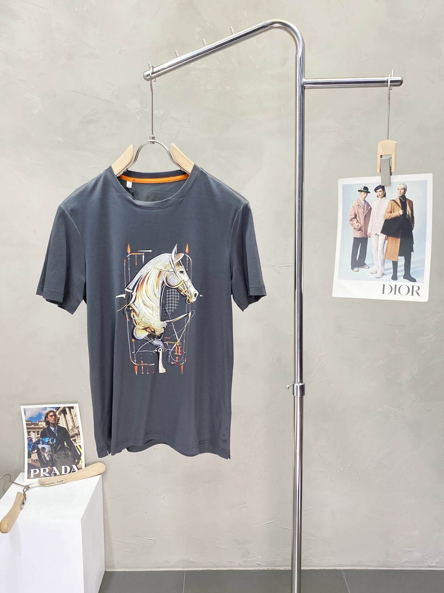 Hermes футболка