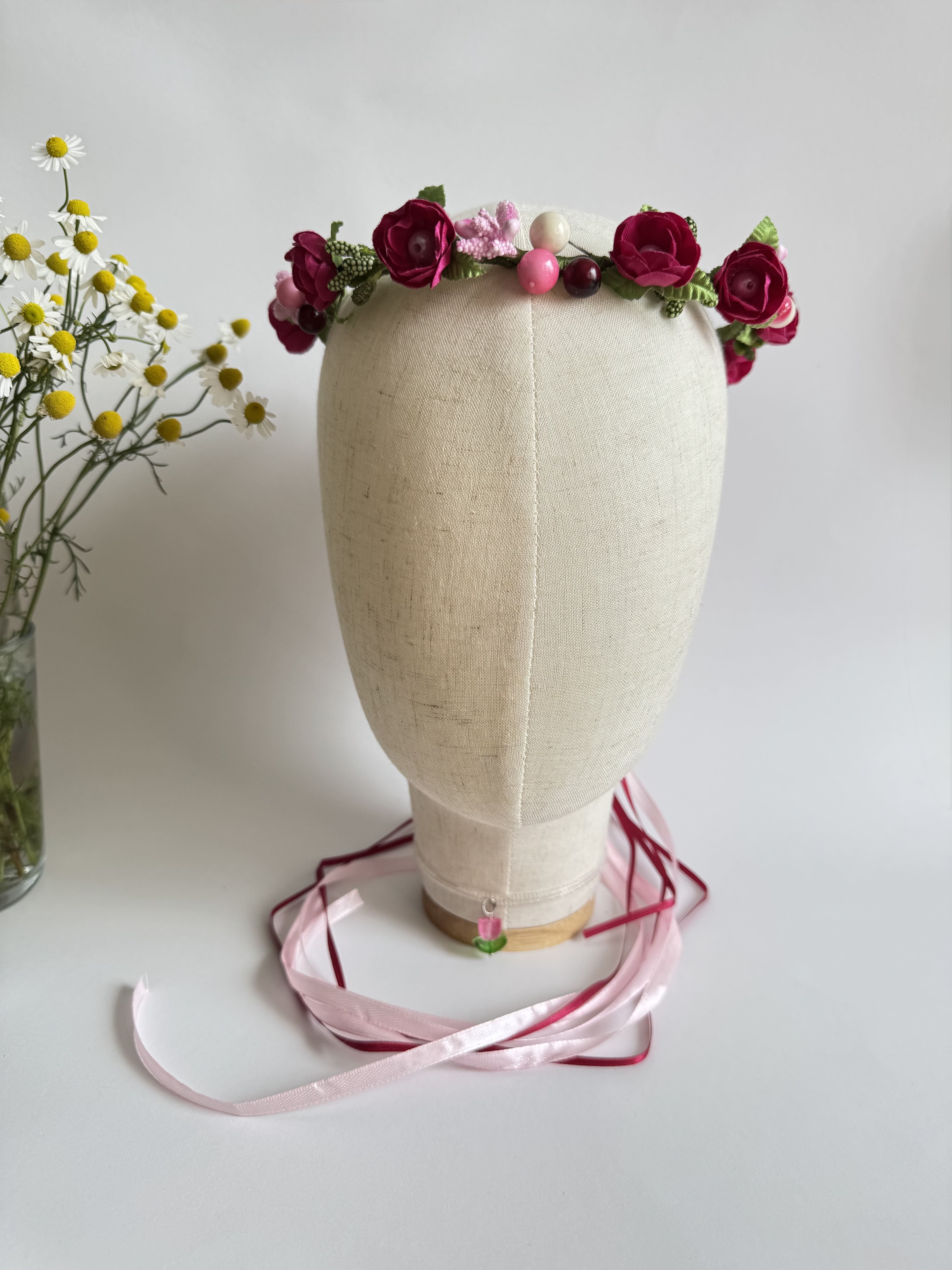 Віночок-гілочка з малиново-рожевих квітів