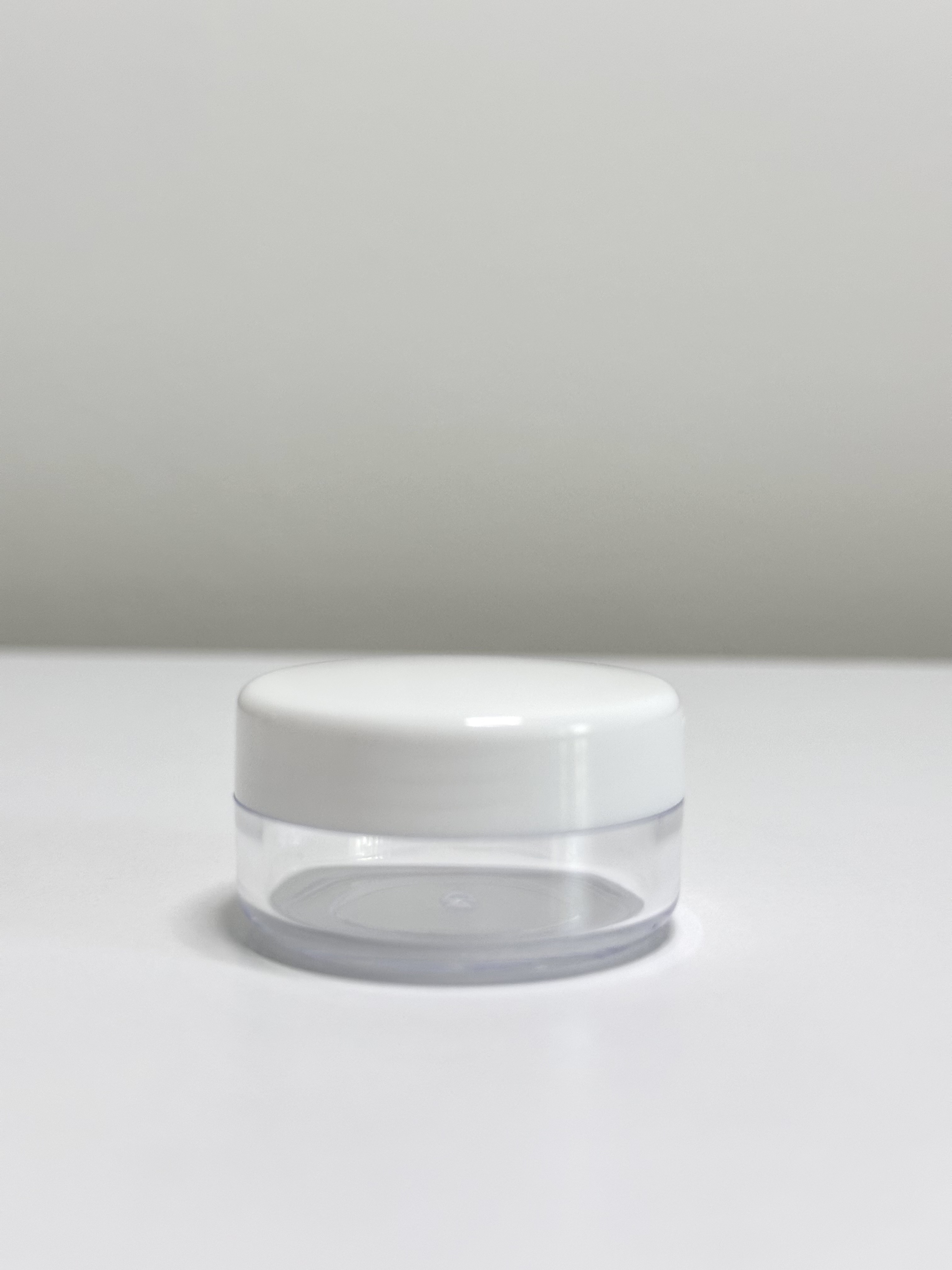 Баночка косметична 10 мл пластикова (біла кришка)