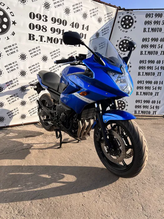 Японський мотоцикл Yamaha diversion 600 xj6