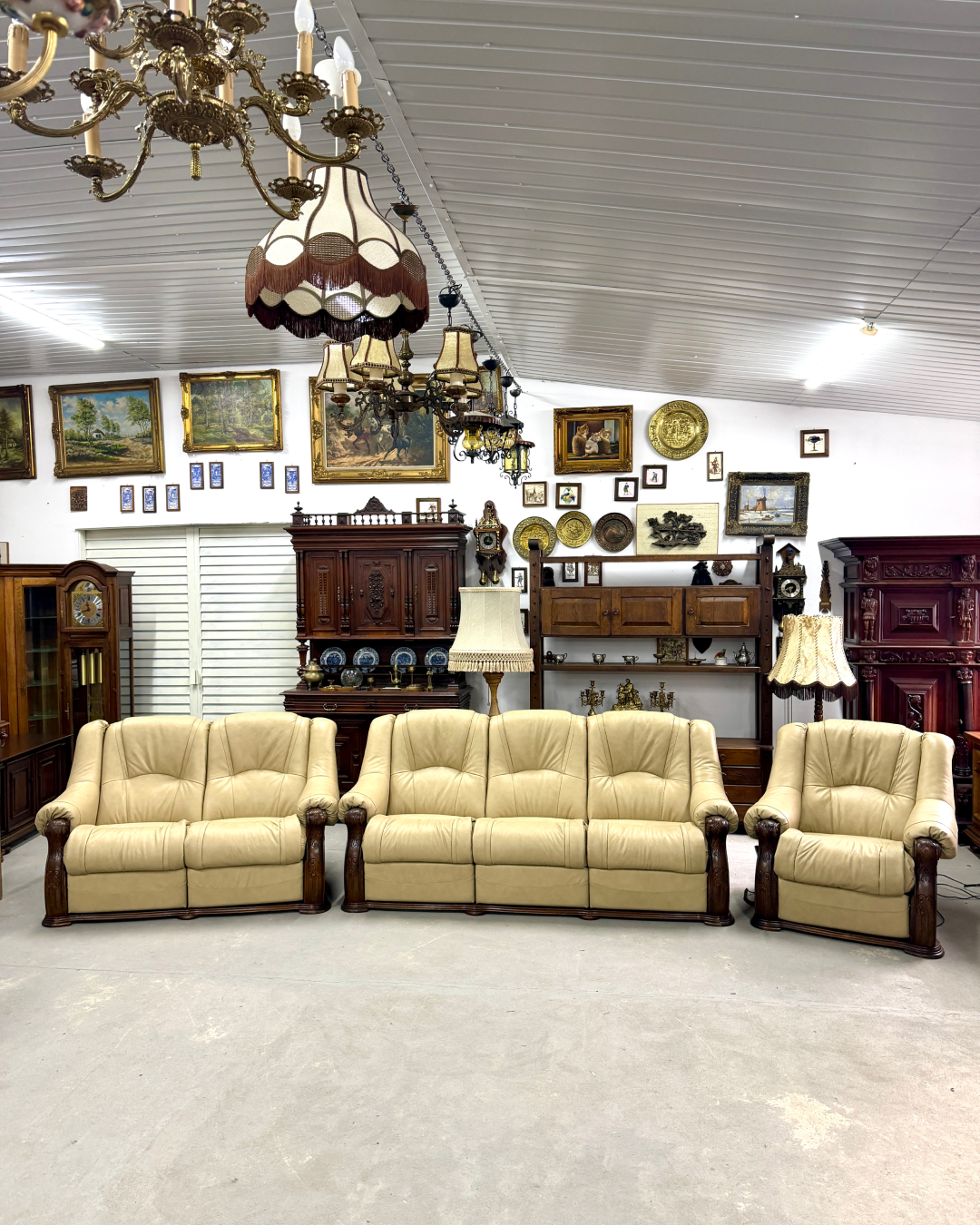 Розкішний шкіряний гарнітур 3-2-1 на дубовому каркасі