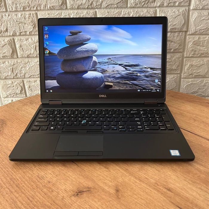 Dell Latitude 5590 (core i7)