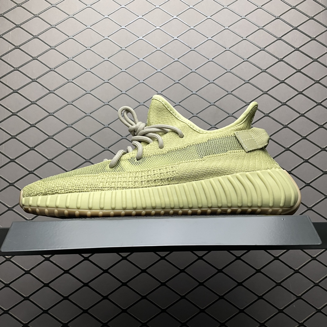 Adidas Yeezy 350V2 ” Sulfur ” FY5346