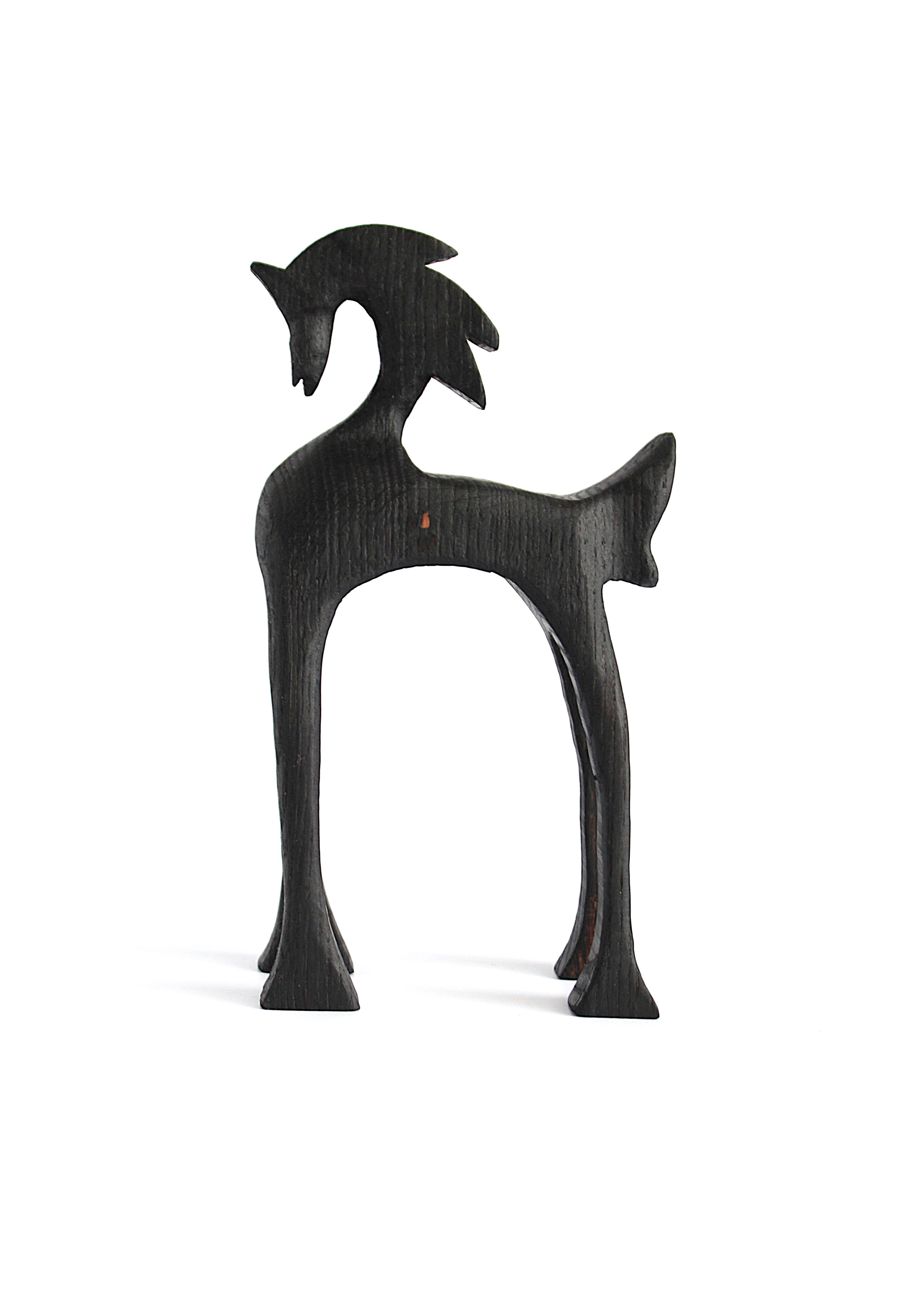 Декоративна фігура коня з натурального дерева